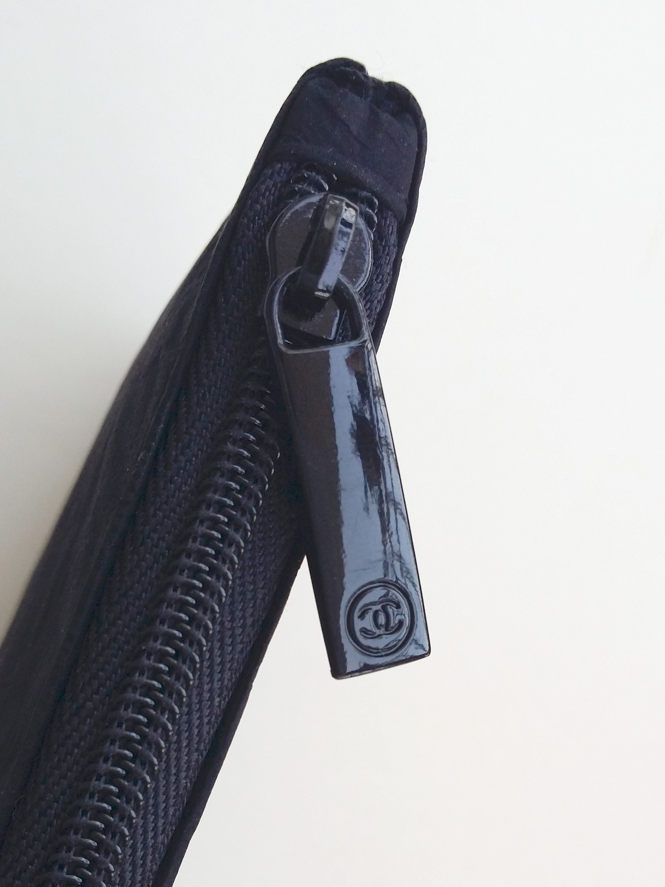 Chanel VIP Gift Set - Pencil x4pcs & Pencil Case (Zipper Pencil Pouch)