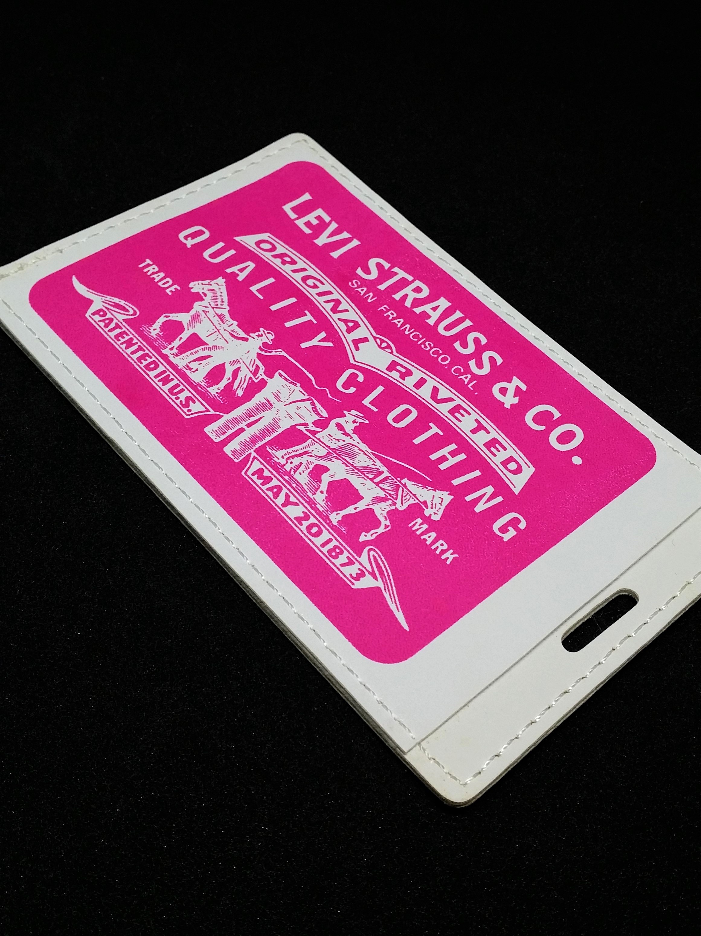 Levi's Luggage Tag / Cardholder / Card Case - 2010 LEVIS Hong Kong Exclusive