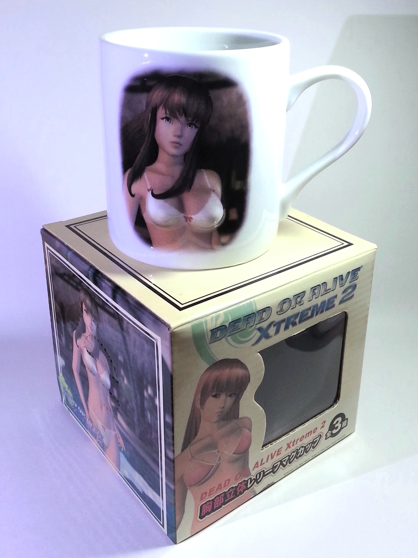 Dead or Alive Xtreme 2 Kasumi (White Bikini) 3D Relief Breast Mug - 2007 SEGA DOAX2