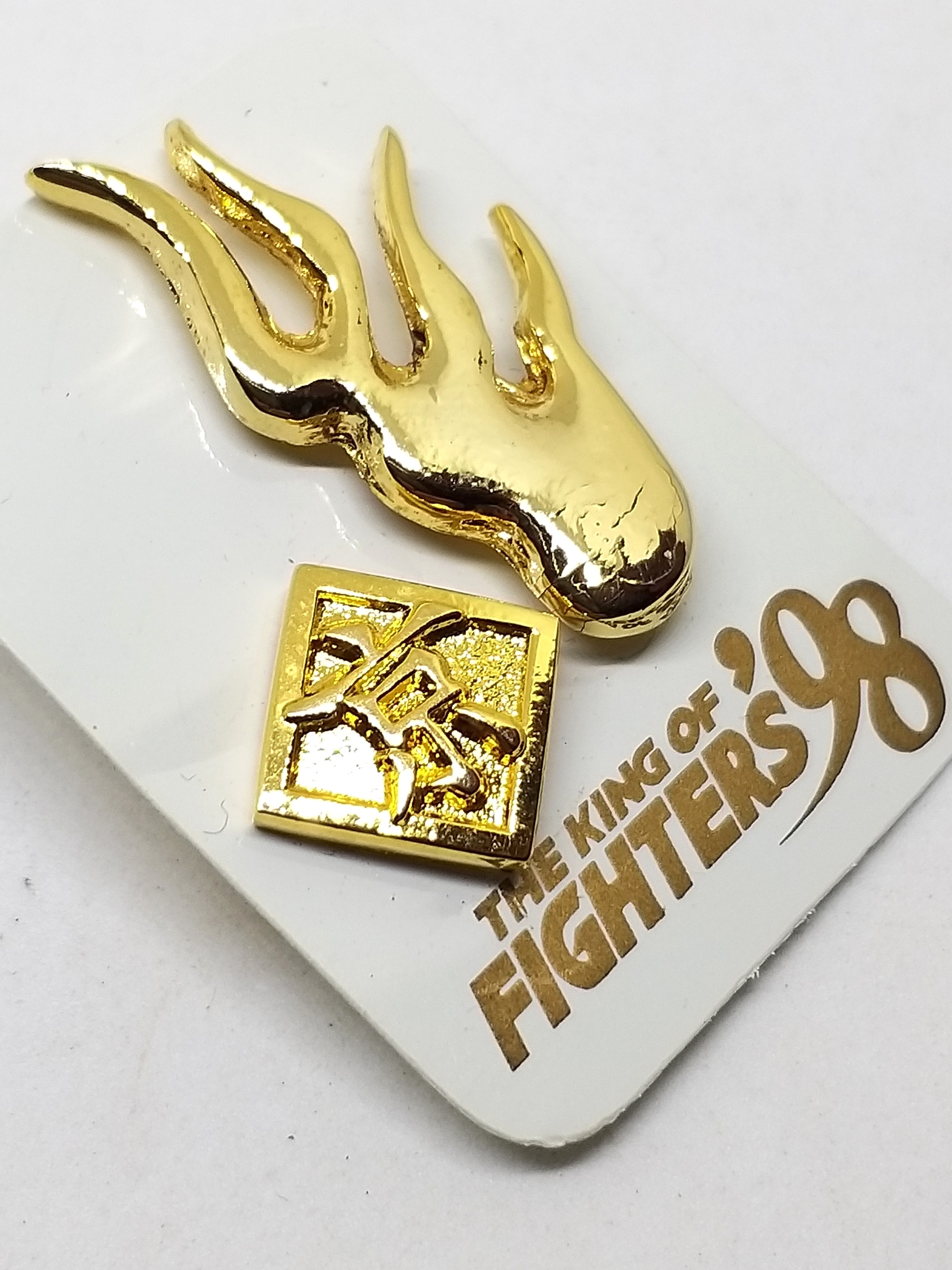 The King Of Fighters 98 Kyo Pin Badges Set - 1998 SNK KOF Hong Kong Comics