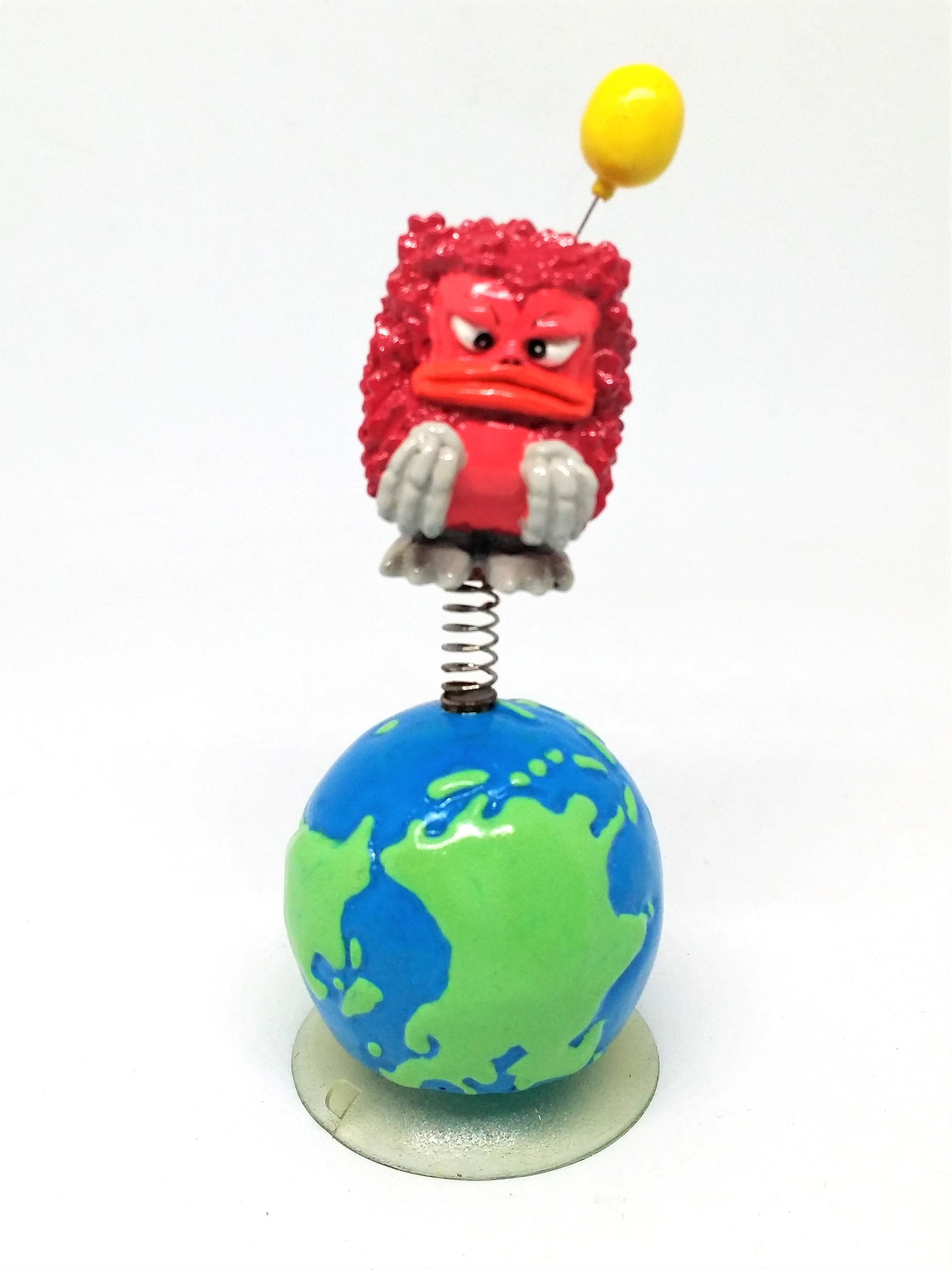 Ultraman Monster Pigmon w/ Earth Car Dashboard Toy (Suction Cup Base)