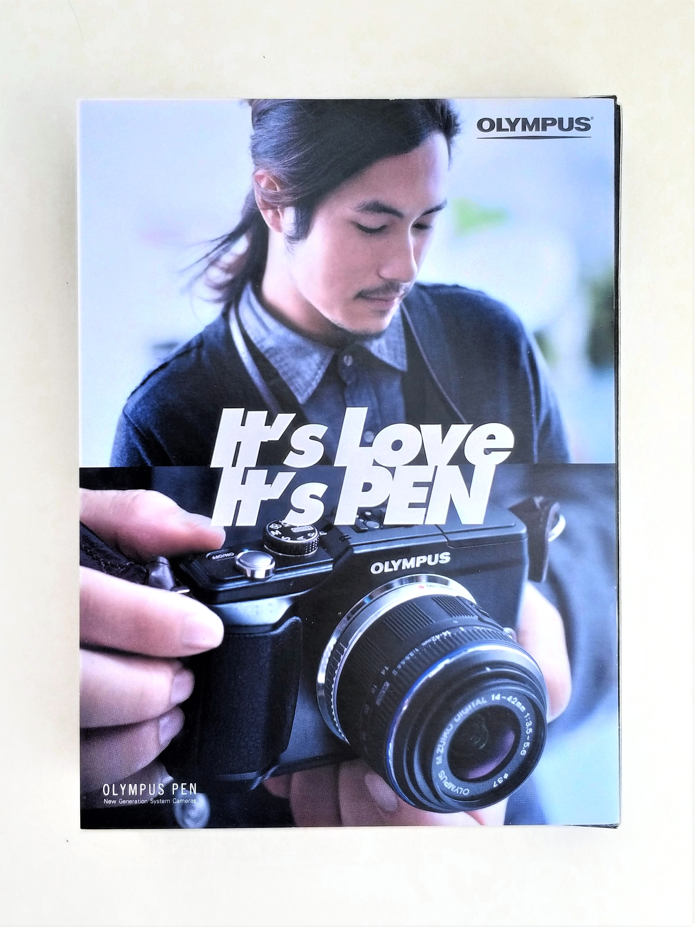 Olympus PEN E-PL2 Black Mini Camera Phone Charm Strap Keychain - 2011 New In Box