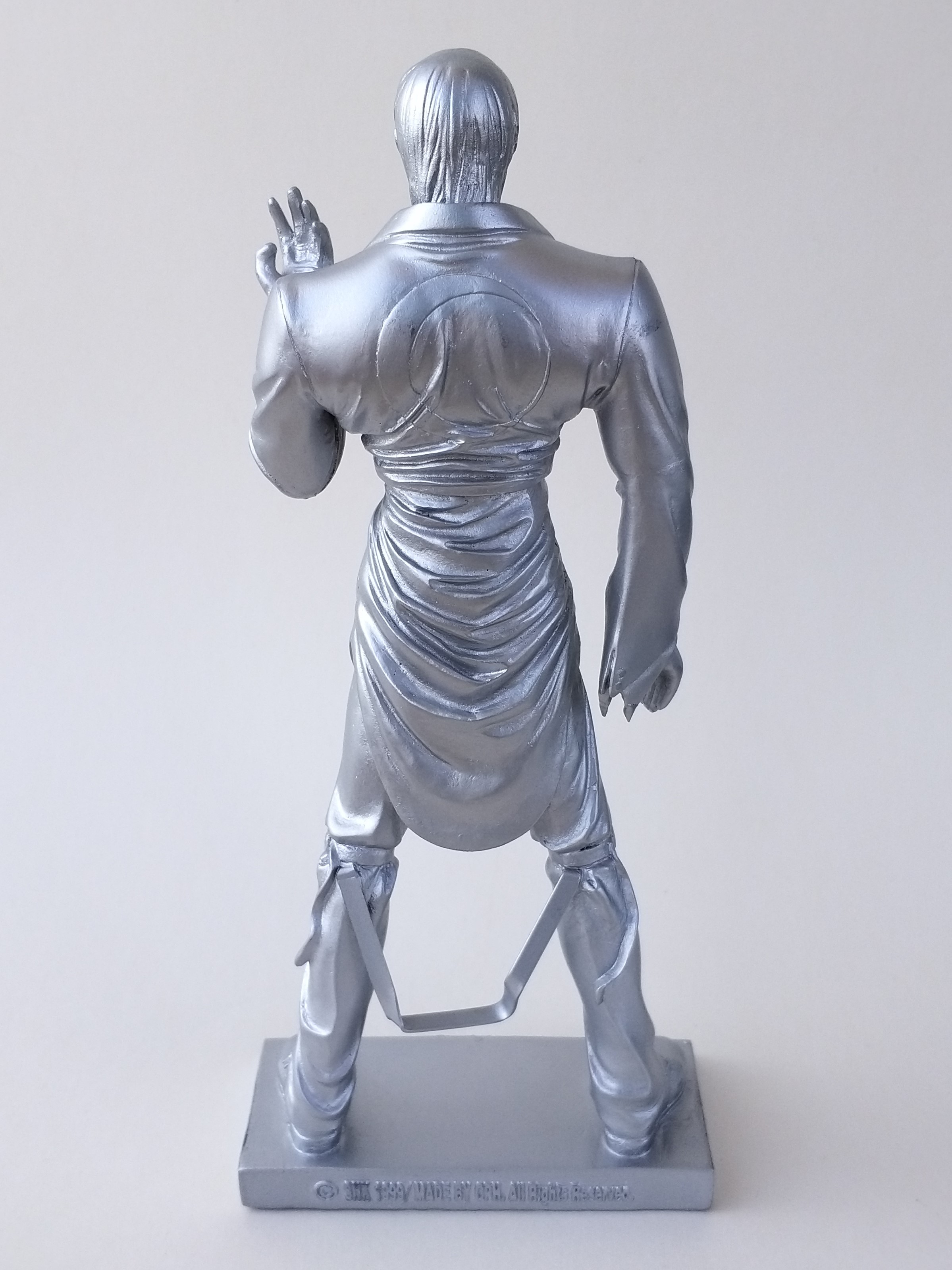 The King Of Fighters 99 Iori Statue + HK Mini Comic Vol.1 w/ Wooden Display Box - 1999 SNK KOF Hong Kong Comics