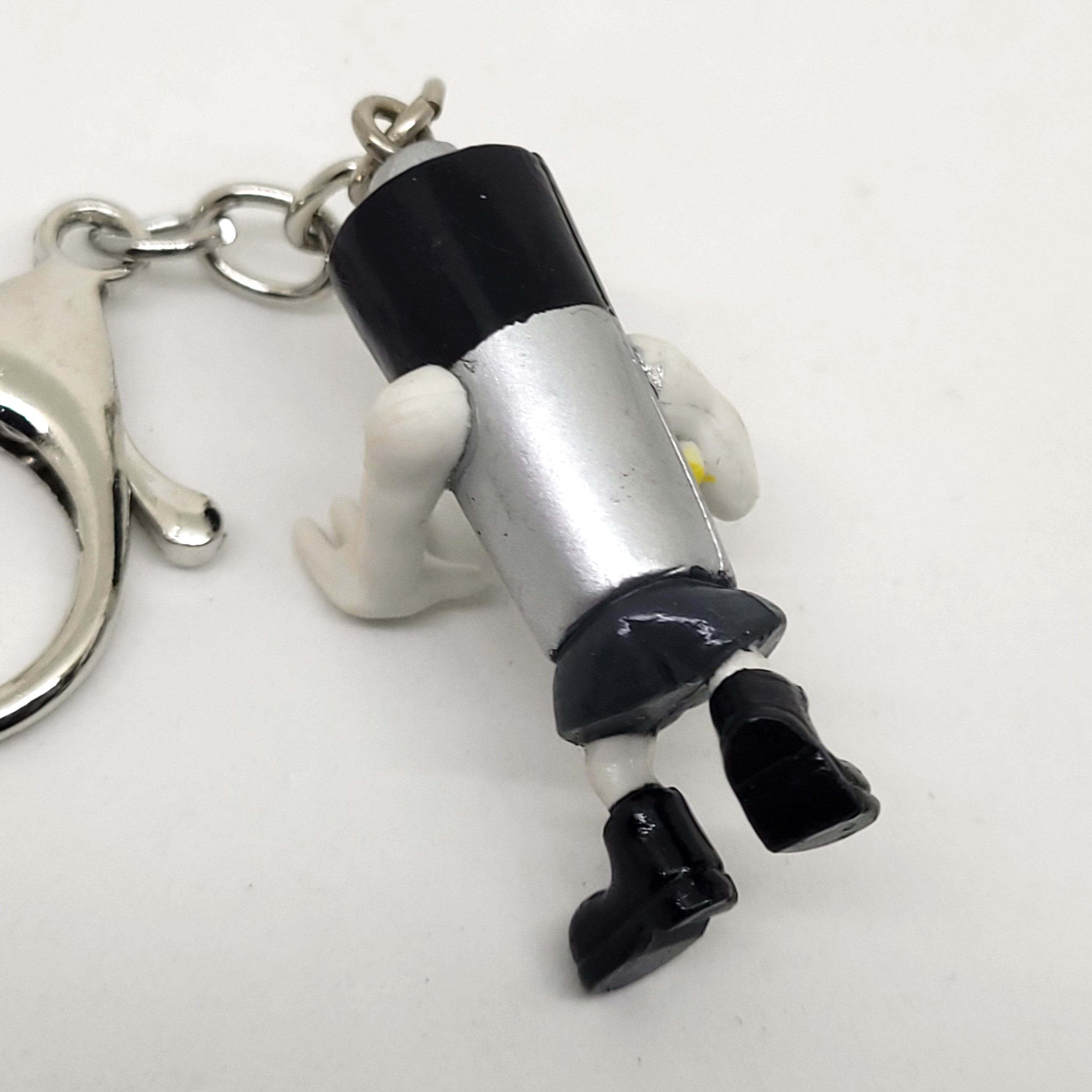 Energizer Battery Mascot Keychain (Bruce Lee Nunchaku Pose) - 2000s Mr. Energizer