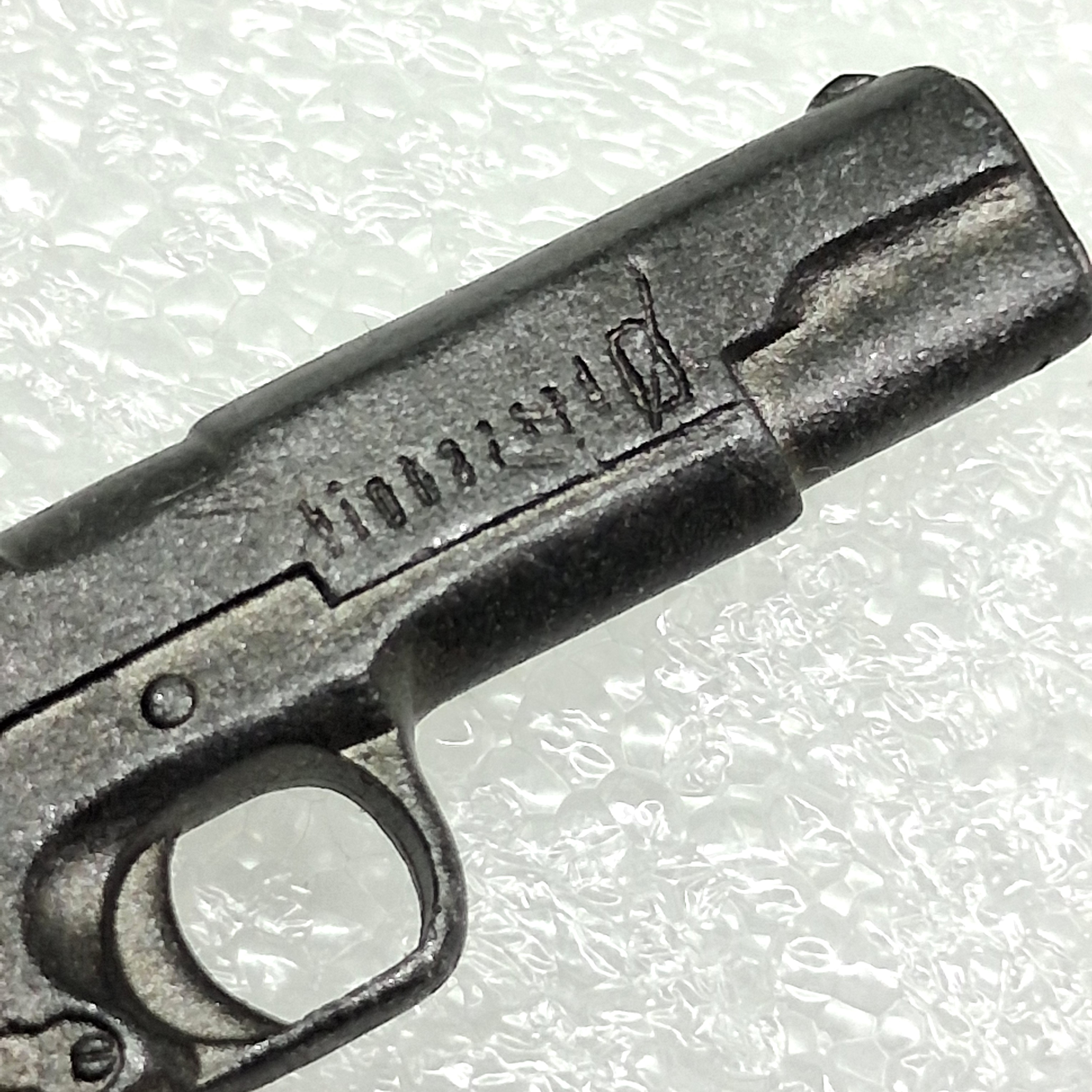 BIOHAZARD Zero 0 Beretta M92F Keychain - 2003 Capcom Resident Evil Hong Kong Comics