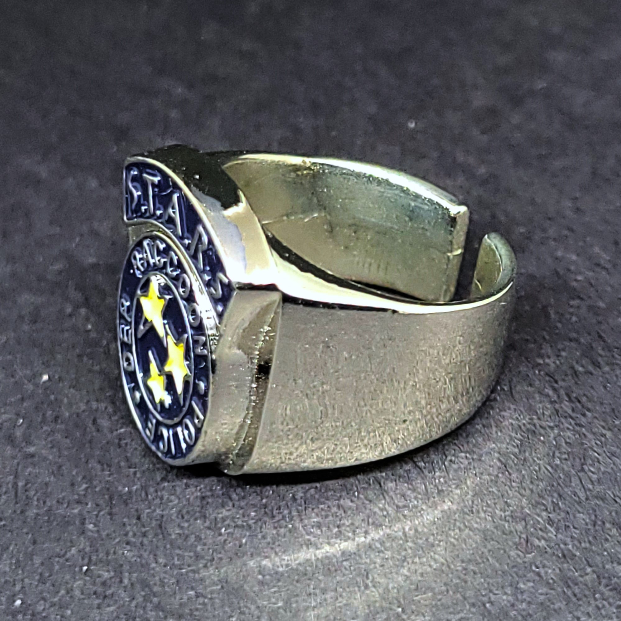 BIOHAZARD 3 S.T.A.R.S. Metal Ring (SILVER) - 1999 Capcom Resident Evil Hong Kong Comics