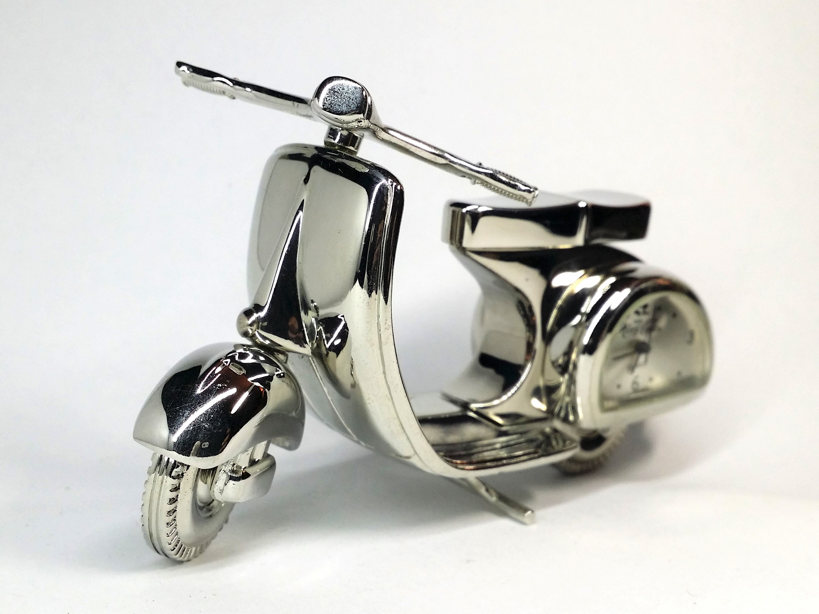 Coca Cola 2001 Motor Scooter Silver Metal Desk Clock - Ex Display Tested Works