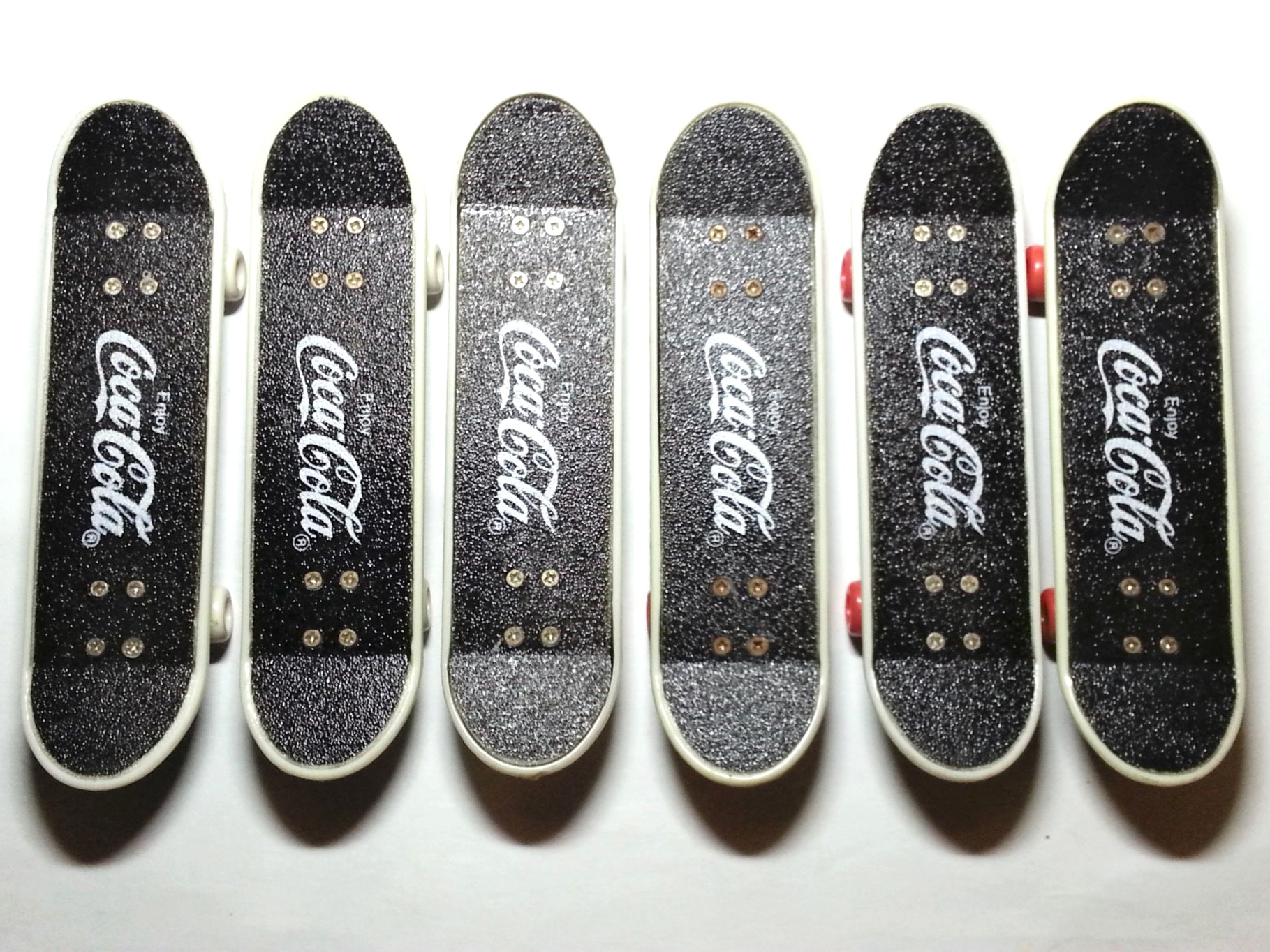 Coca Cola Mini Skateboard Keychains / Fingerboard Toys - 2001 Factory Sealed Hong Kong Exclusive