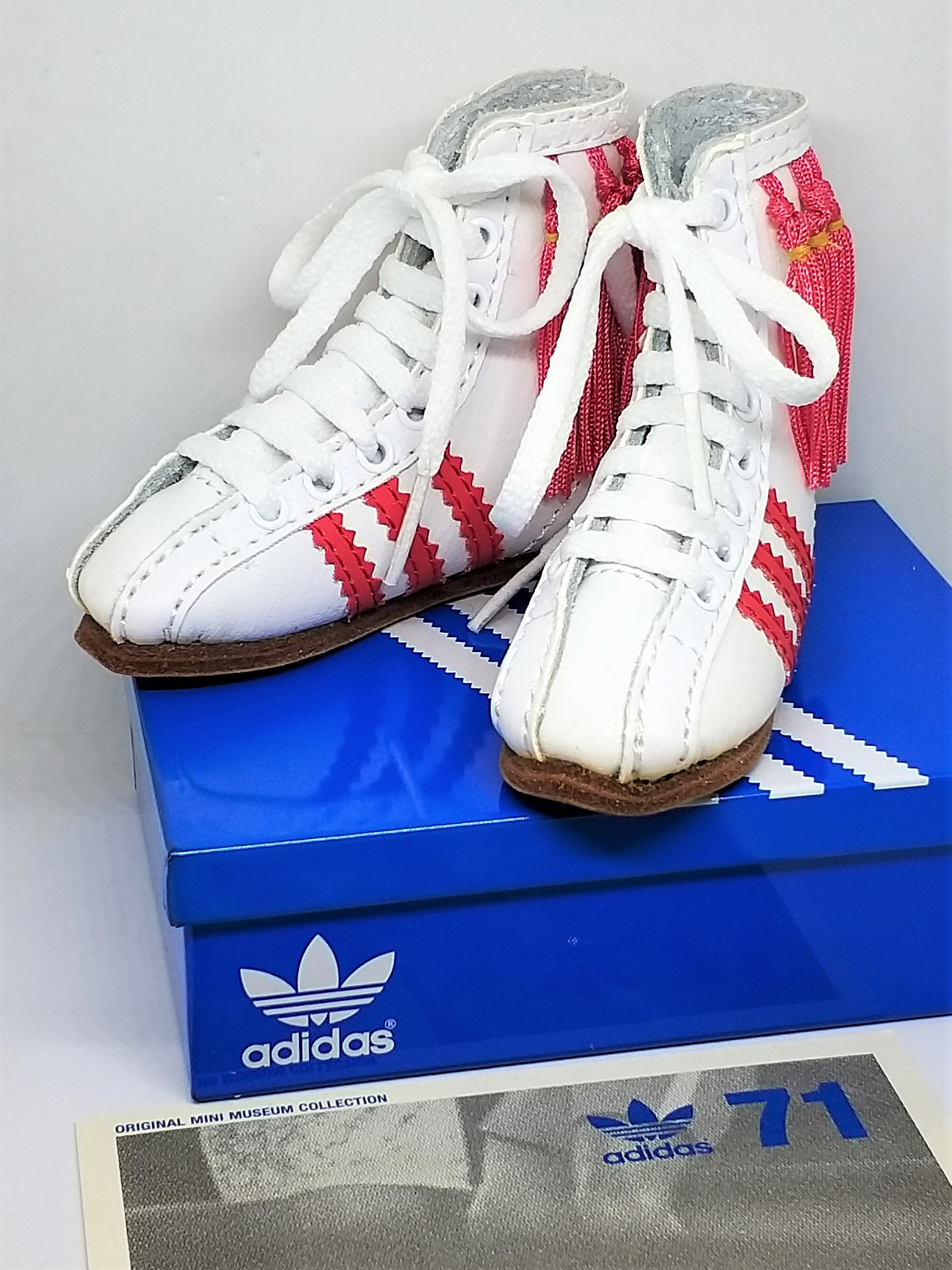 Adidas Originals Mini Museum Muhammad Ali Boxing Shoes Limited To #2898/3000