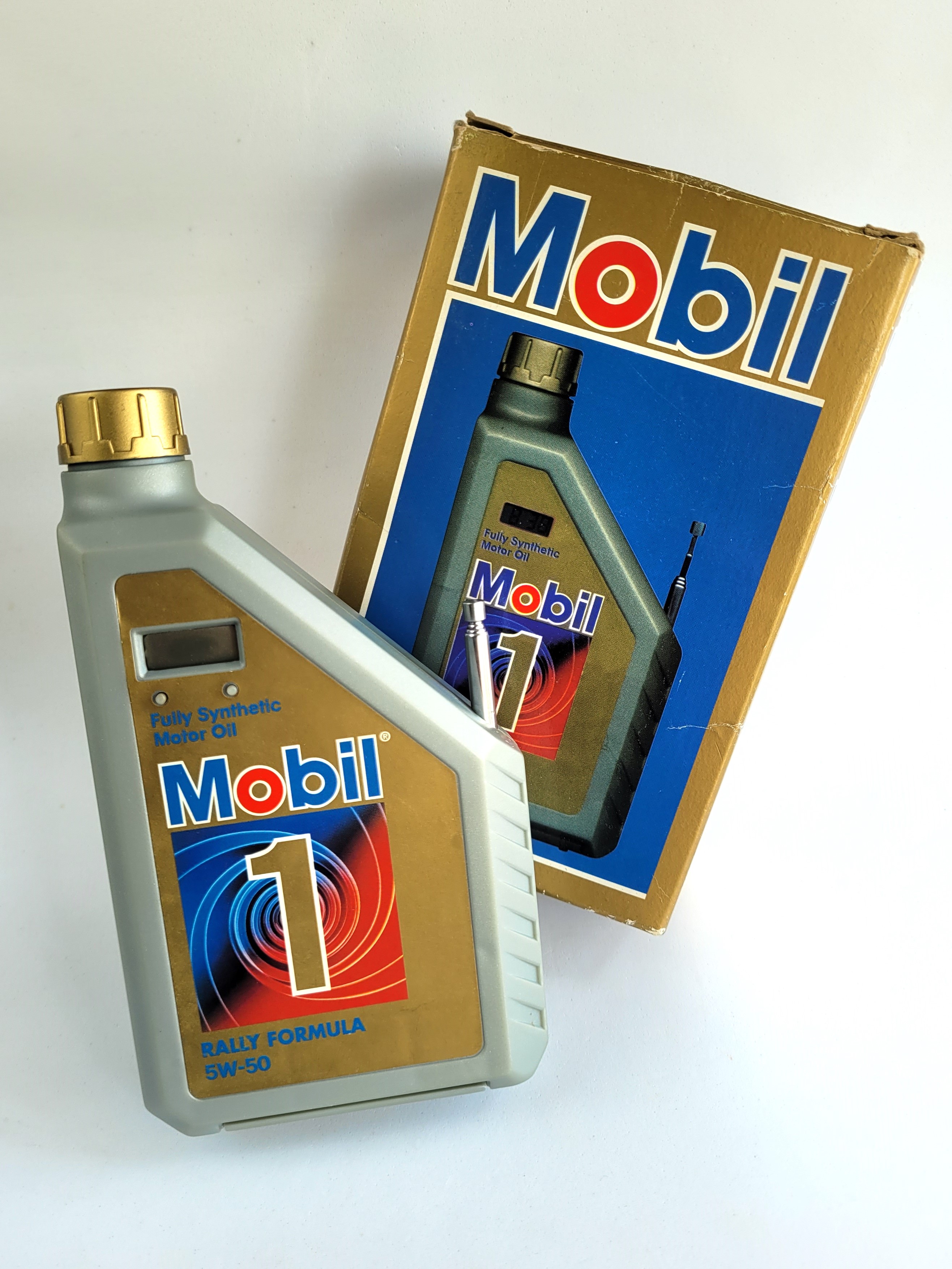 90s Mobil 1 Oil Bottle Radio Clock Fully Synthetic Motor Oil Rally Formula 5W-50