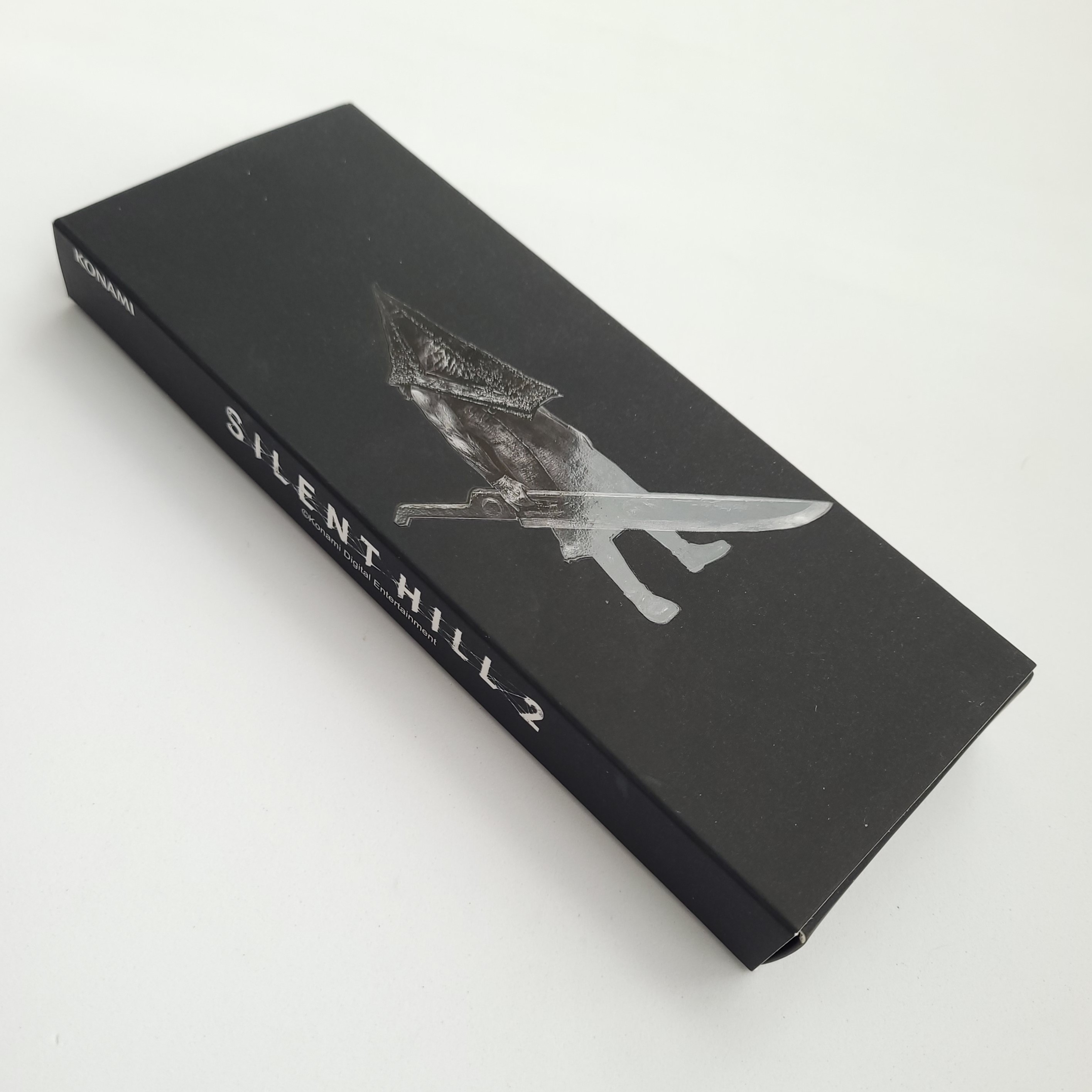 Silent Hill 2 Pyramid Head Great Knife Pen - 2024 Konami PS5 NFS