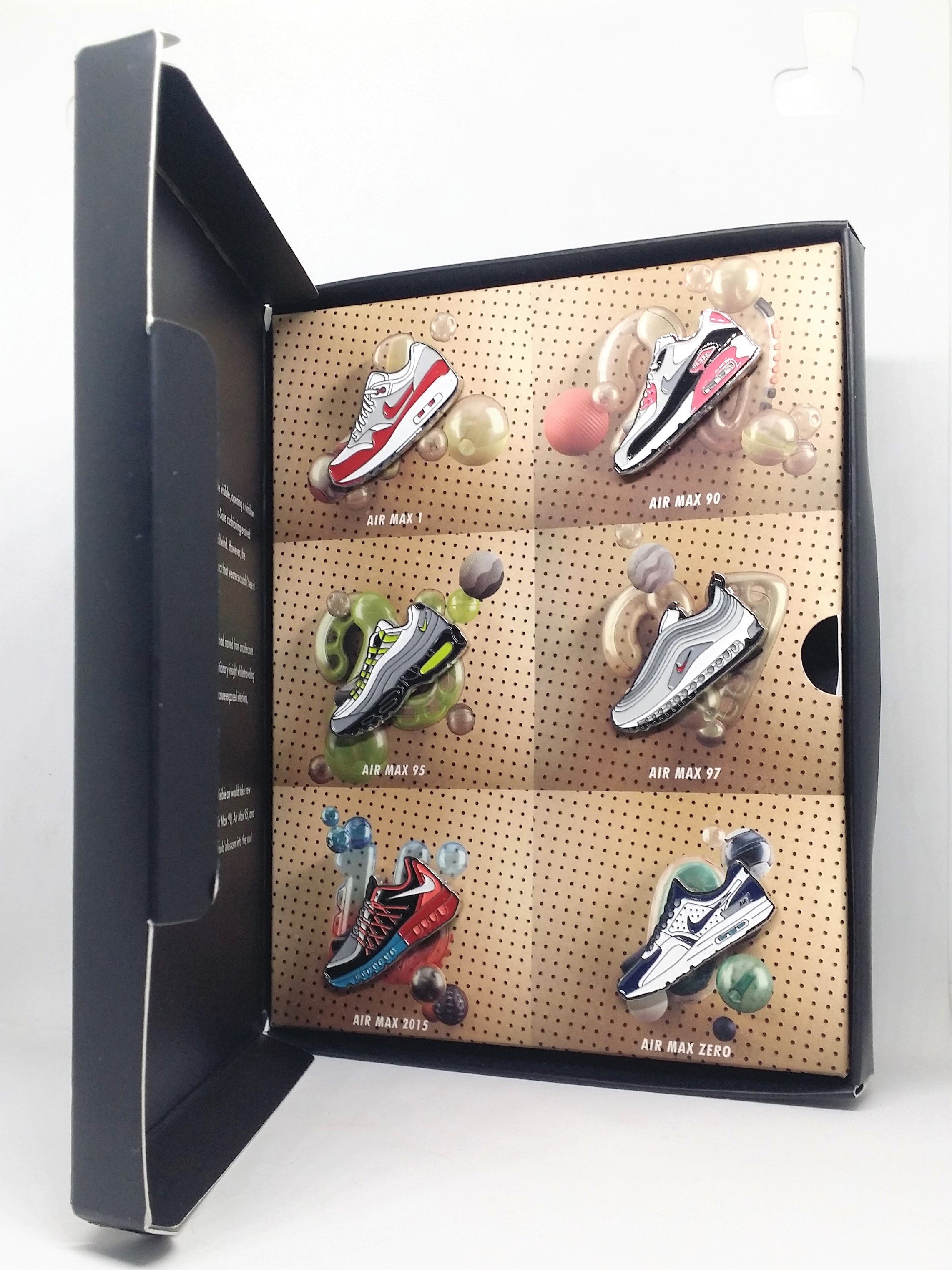 Nike Air Max Day Sneaker Pin Badges Set (6-Pack) - 2015 Hong Kong Exclusive