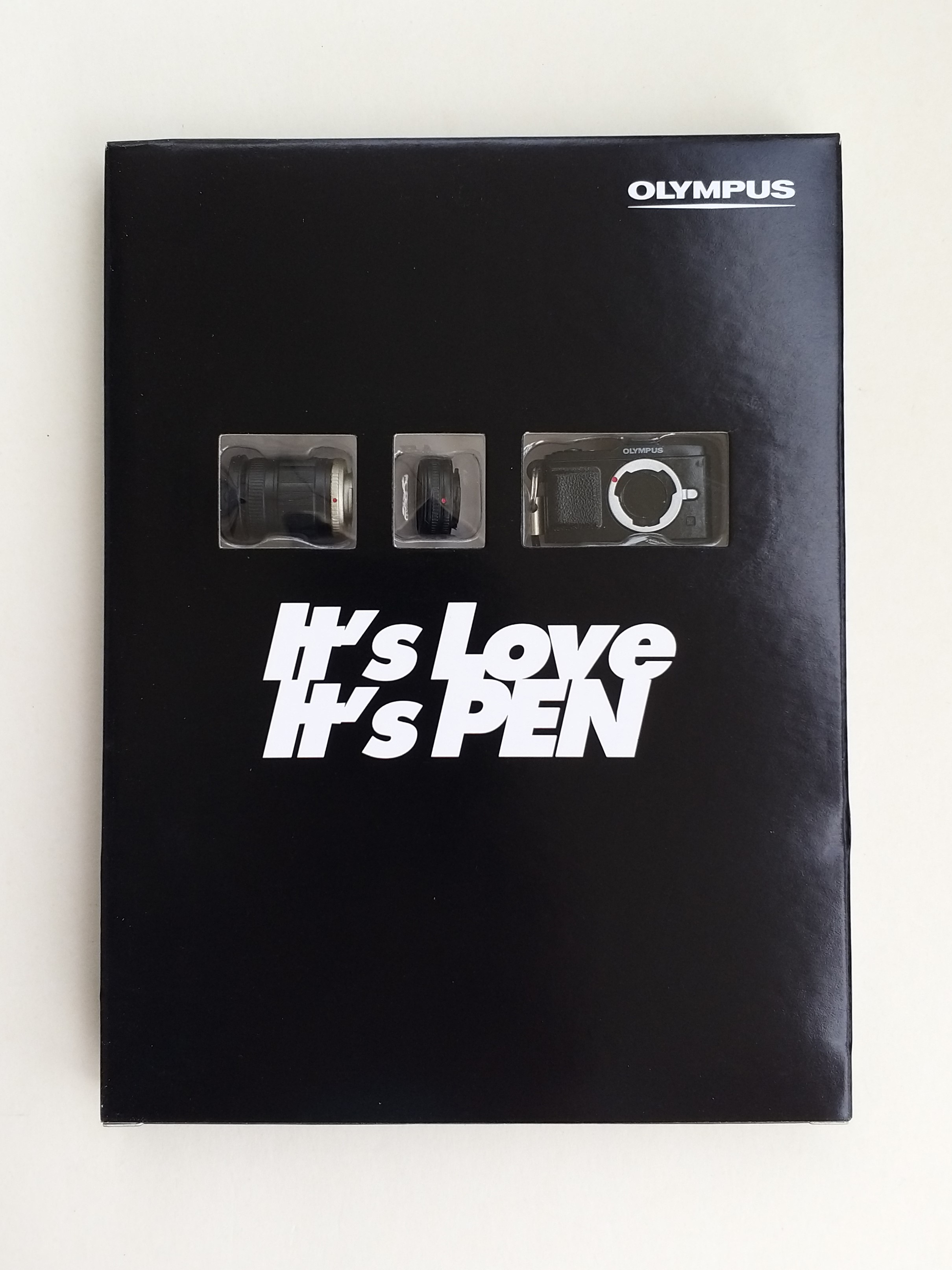 Olympus PEN E-P2 Mini Camera Phone Charm Strap Keychain - 2011 New In Box