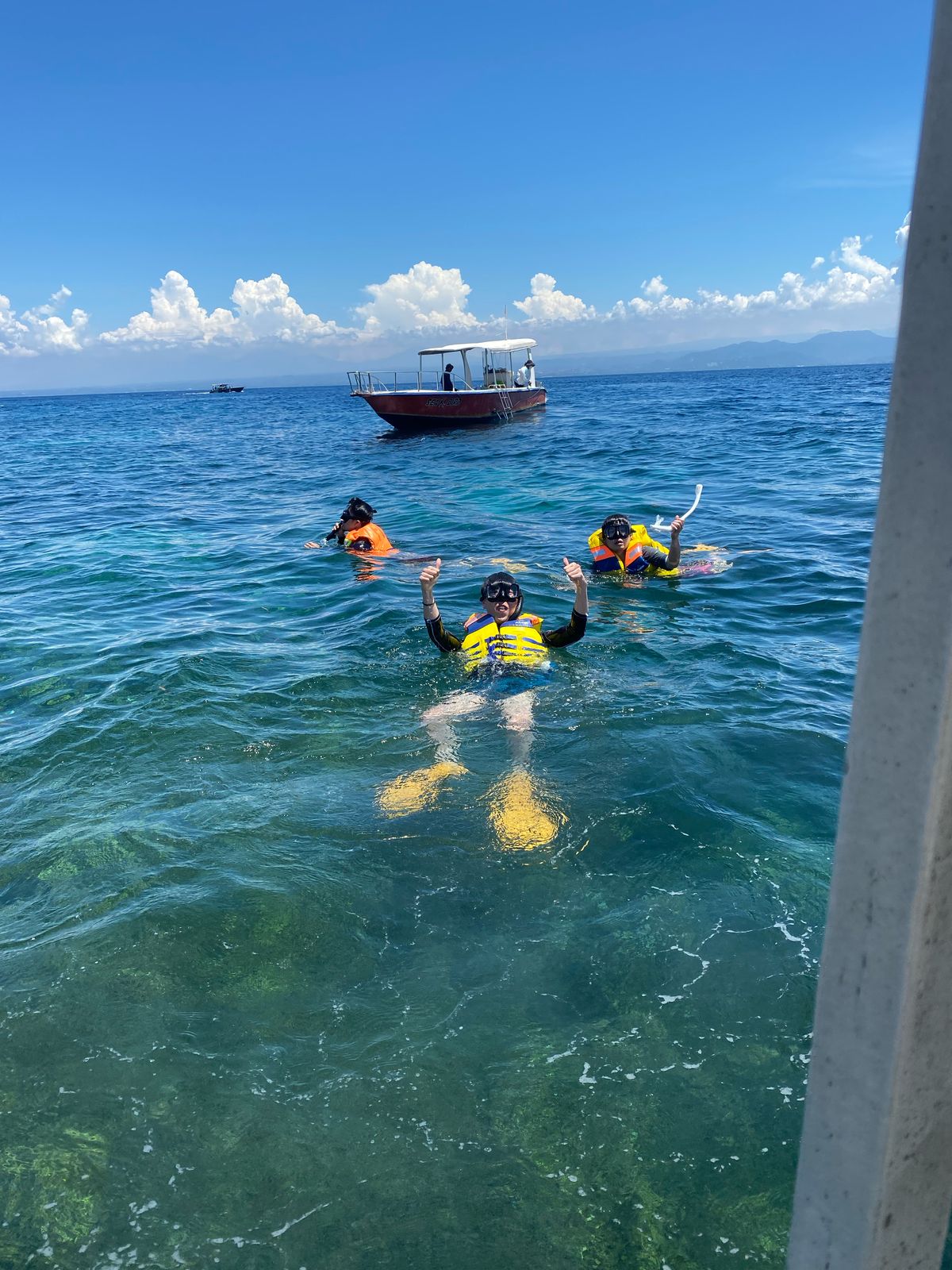 Sharing Snorkeling Trip