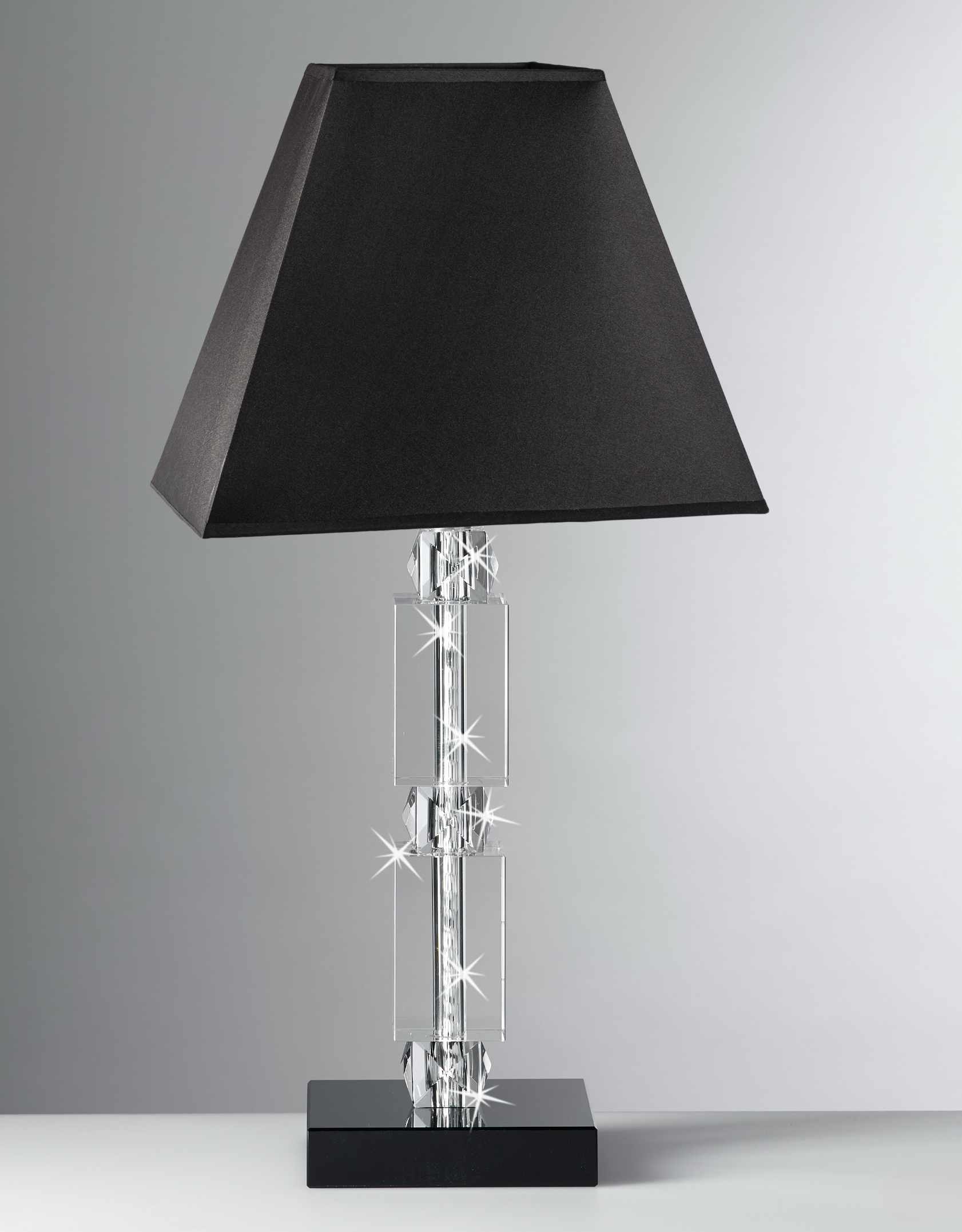 LAMPADA IN CRISTALLO CON BASE E CUPOLA NERA