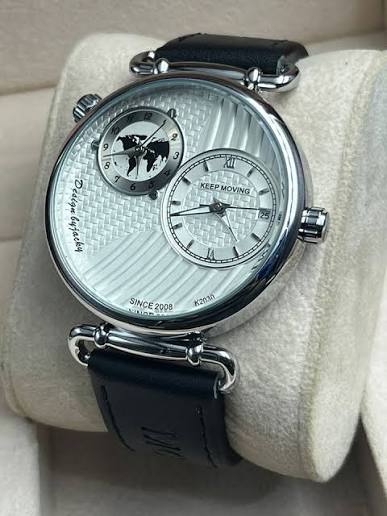 Montre bracelet dorée