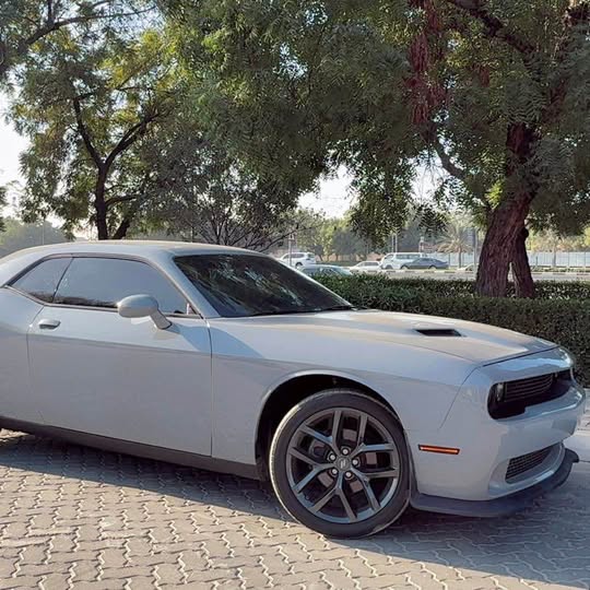 🚘 FOR SALE: Dodge Challenger – 2021 – V6 Great Condition 