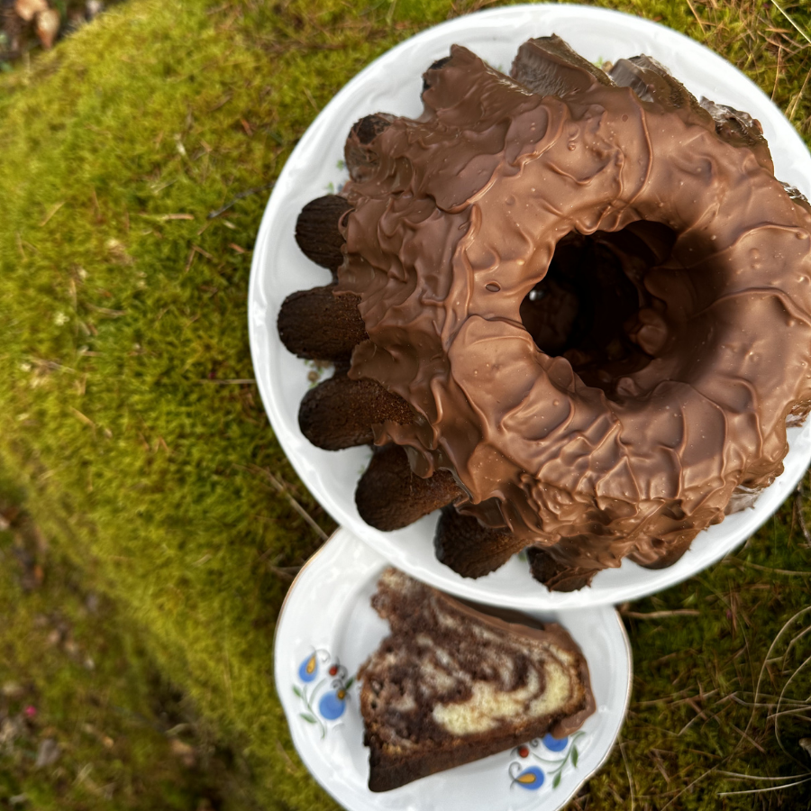 Babka czekoladowa z polewą