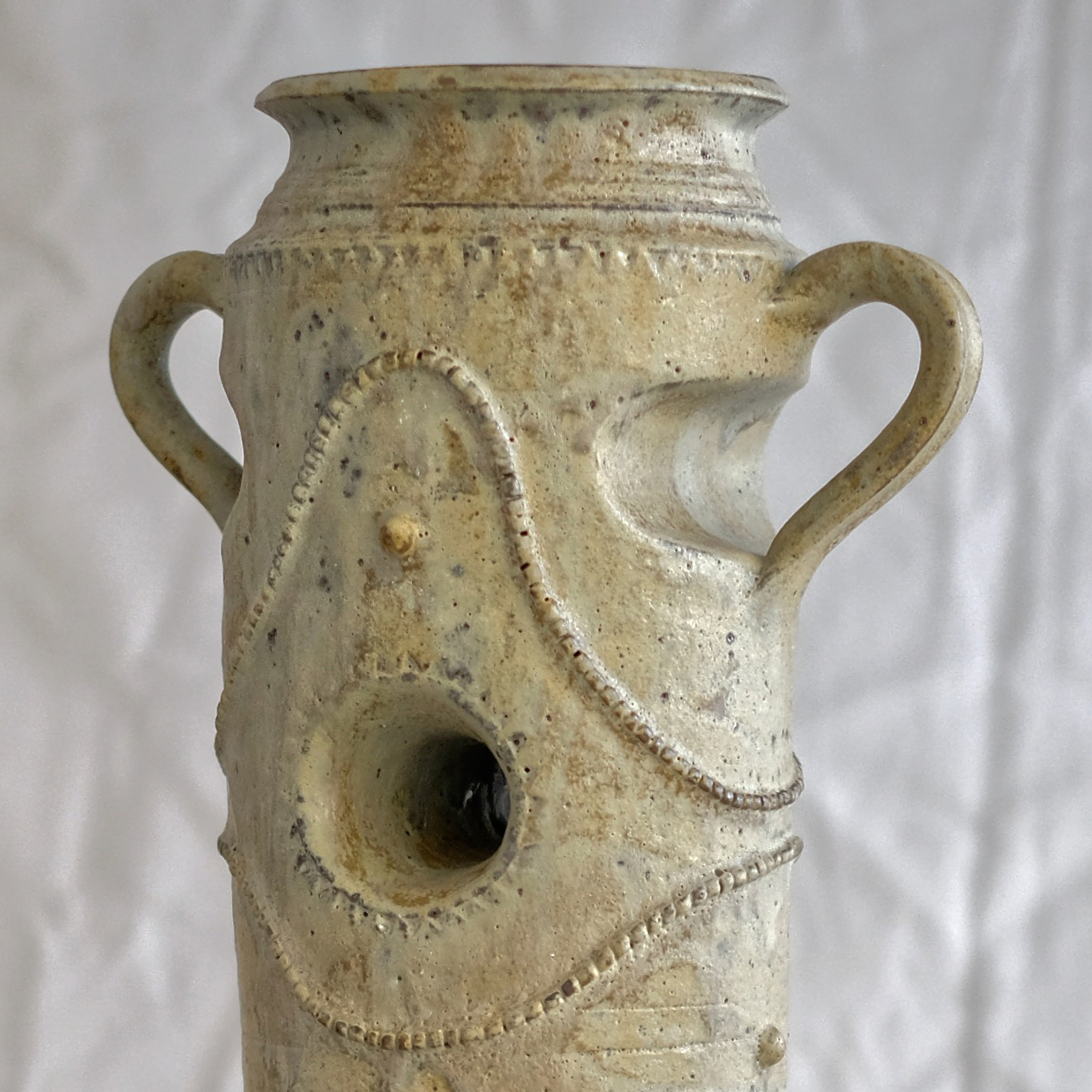 VASE TRIPODE