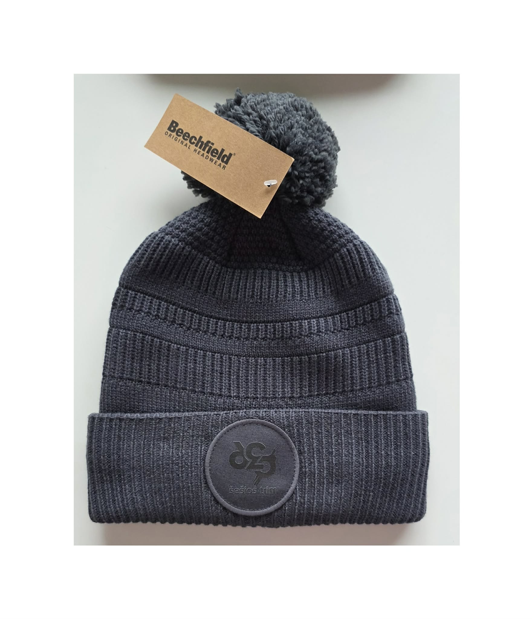 Žieminė kepurė su bumbulu