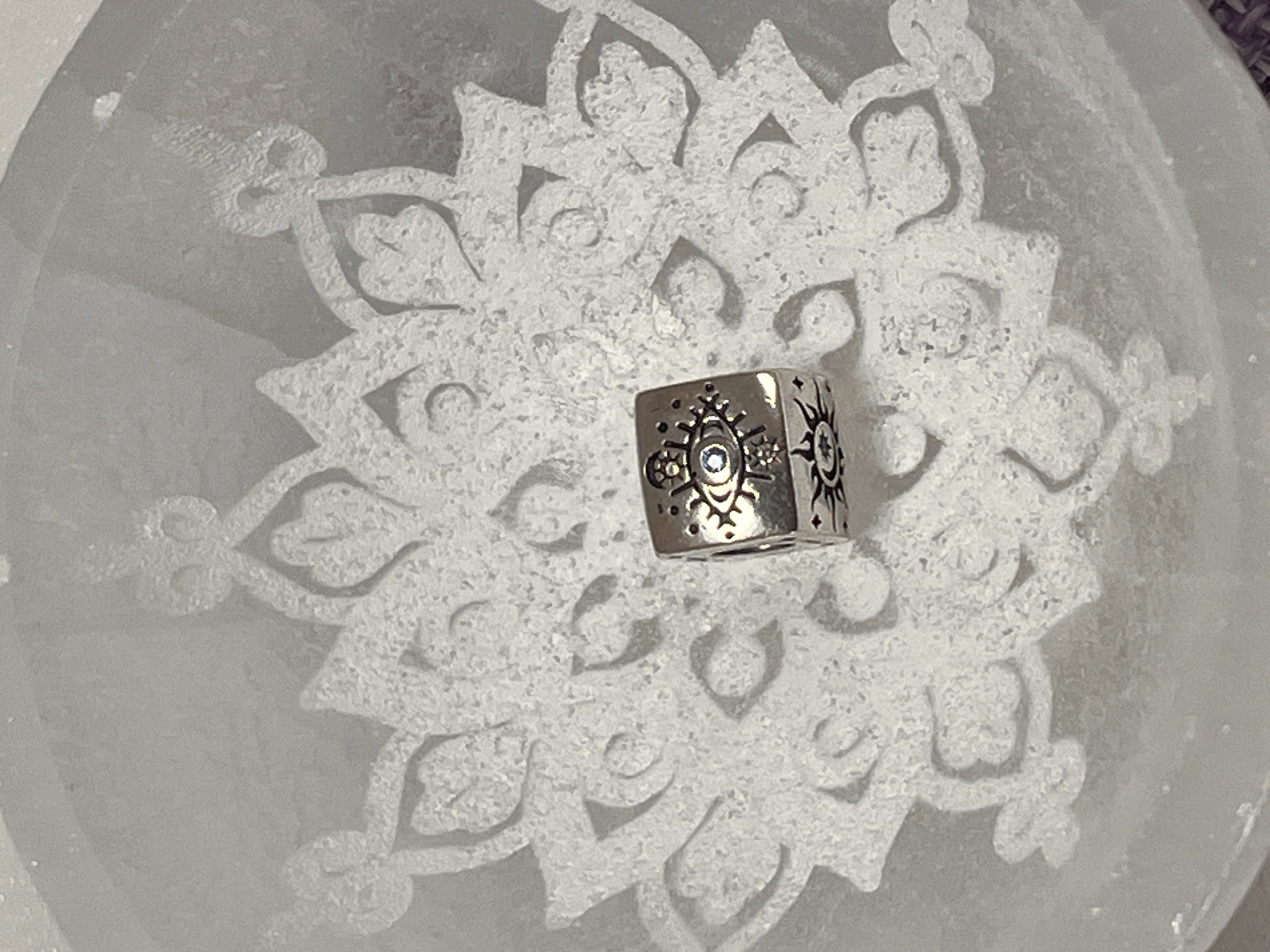 PULSERA LISA + CHARMS