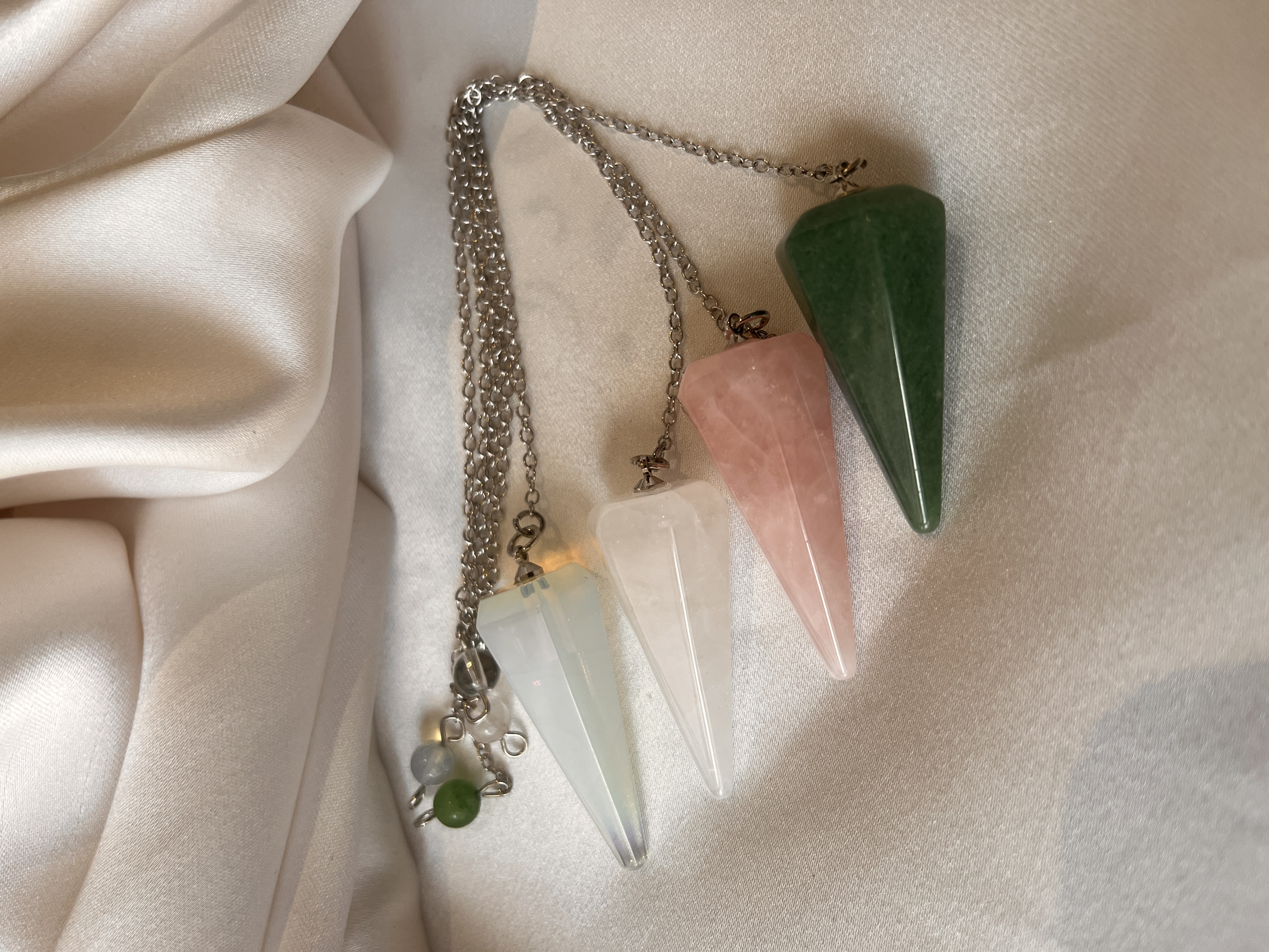 PÉNDULOS DE PIEDRAS MINERALES 