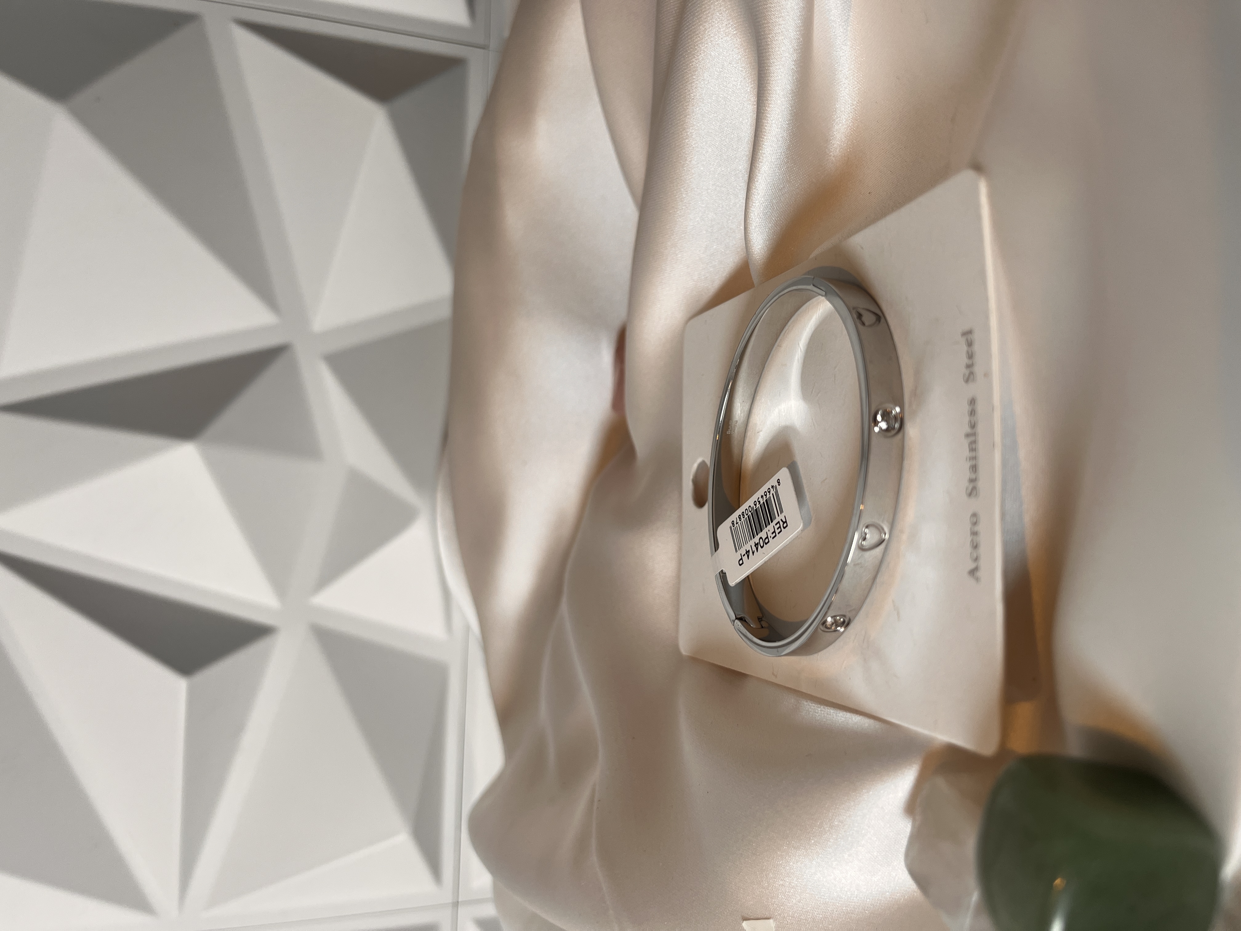 PULSERA FINA CON DETALLES