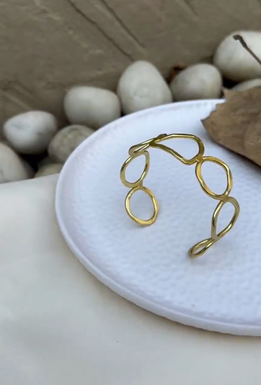 KG0006-Handcrafted Gold Plated Open Cuff Bracelet