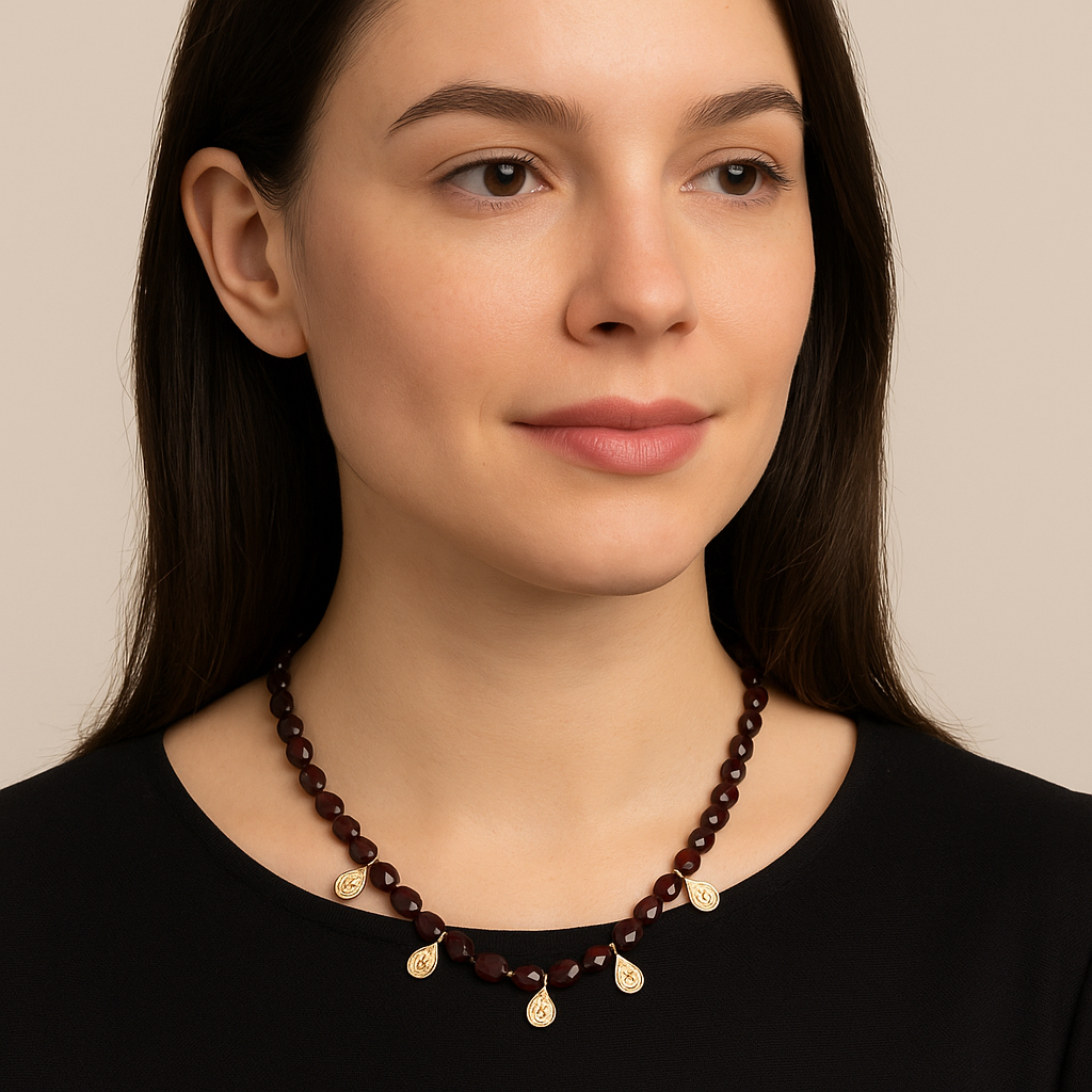 KEN0015-NIKEL FREE BRASS EACOATED WITH GEM STONE SEATED DESIGNER NECKLACE