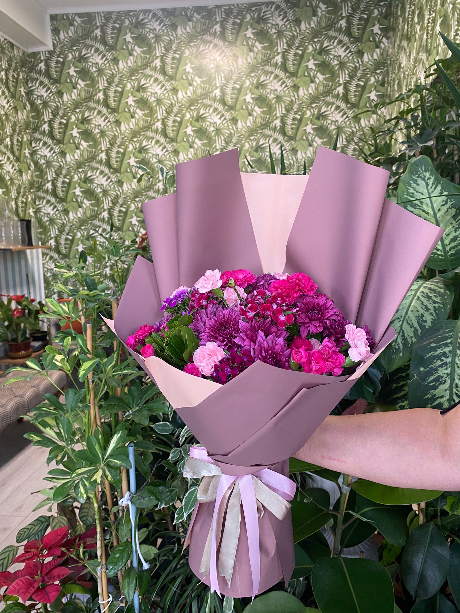 Pembe ve Mor Çiçek Buketi