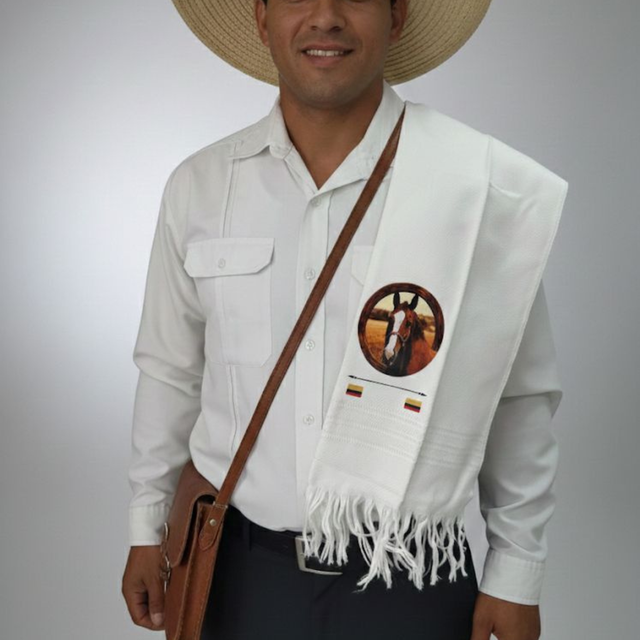 PONCHO DE HOMBRO BLANCO