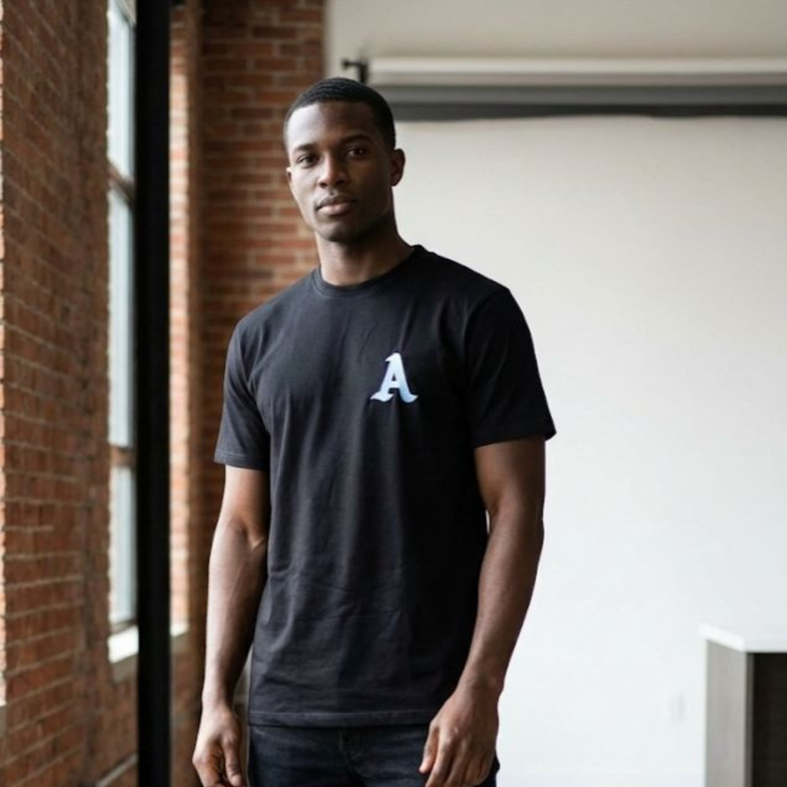 CAMISETA FINA HOMBRE 