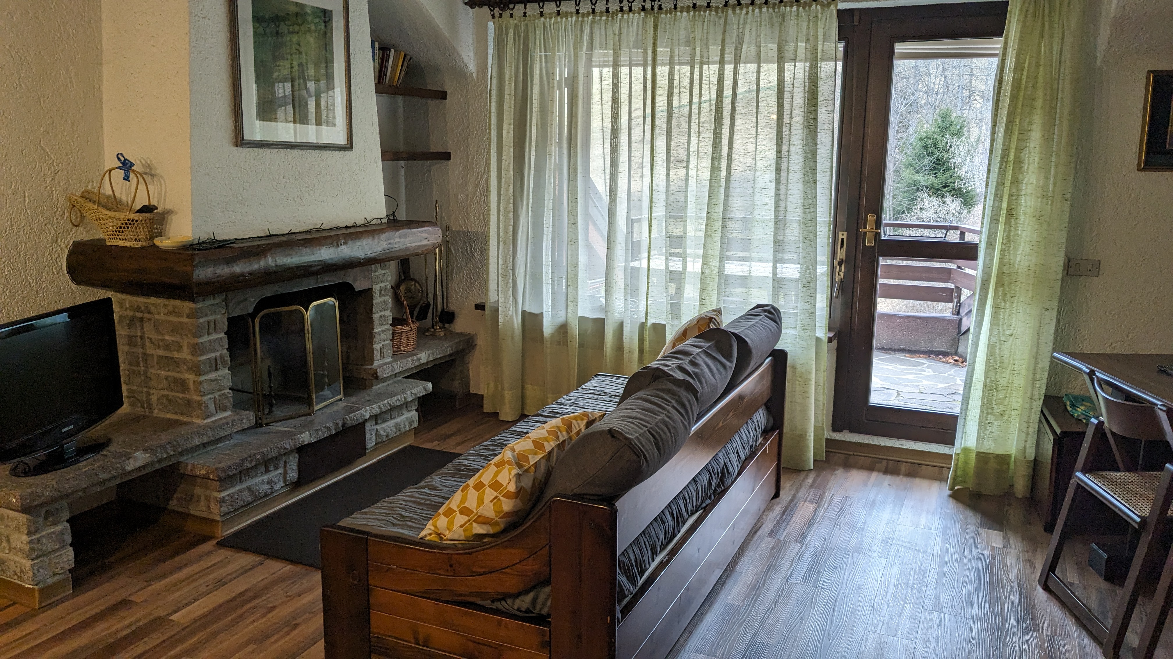 Appartamento bilocale soppalcato ristrutturato con doppi servizi