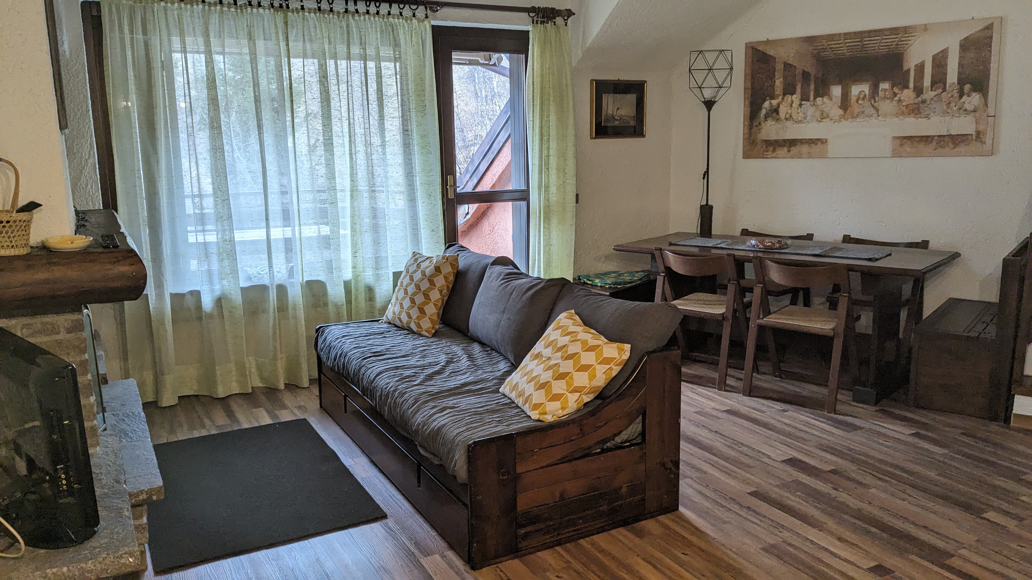 Appartamento bilocale soppalcato ristrutturato con doppi servizi