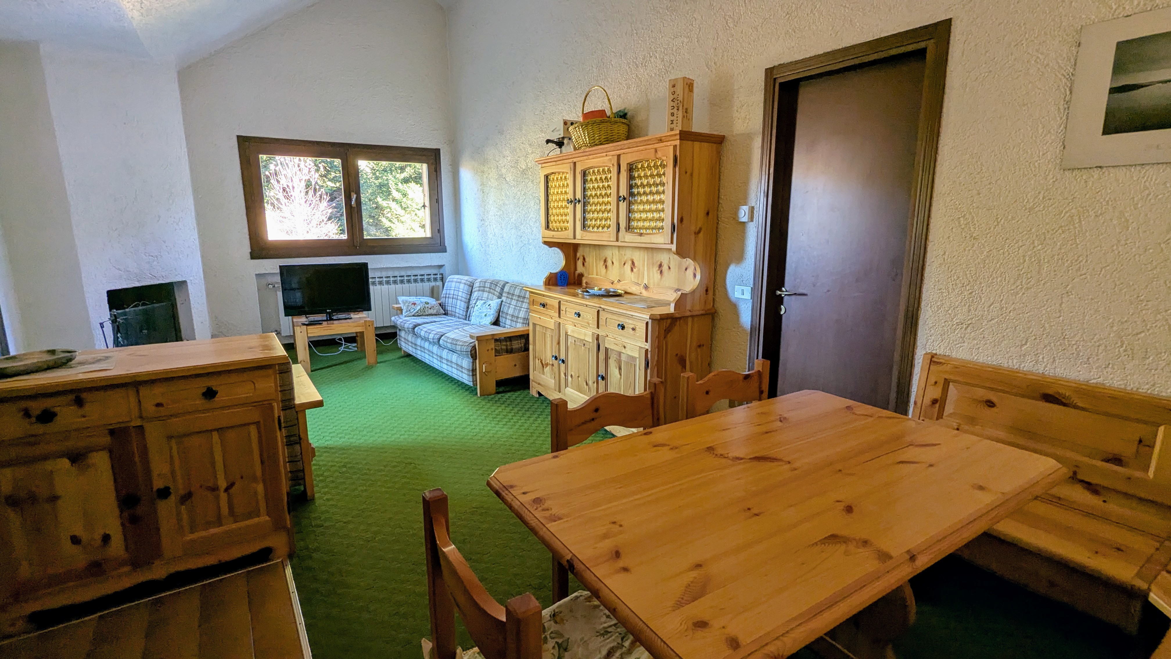 Appartamento trilocale con box auto privato