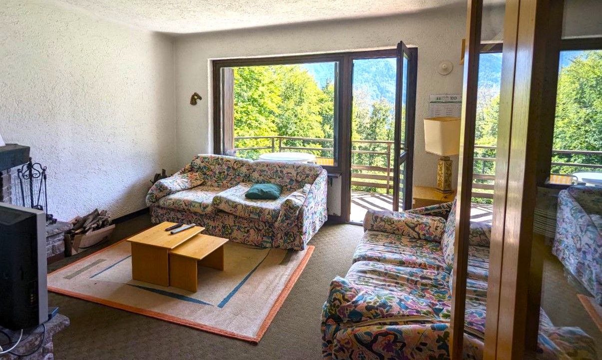 Bilocale con studio e box auto