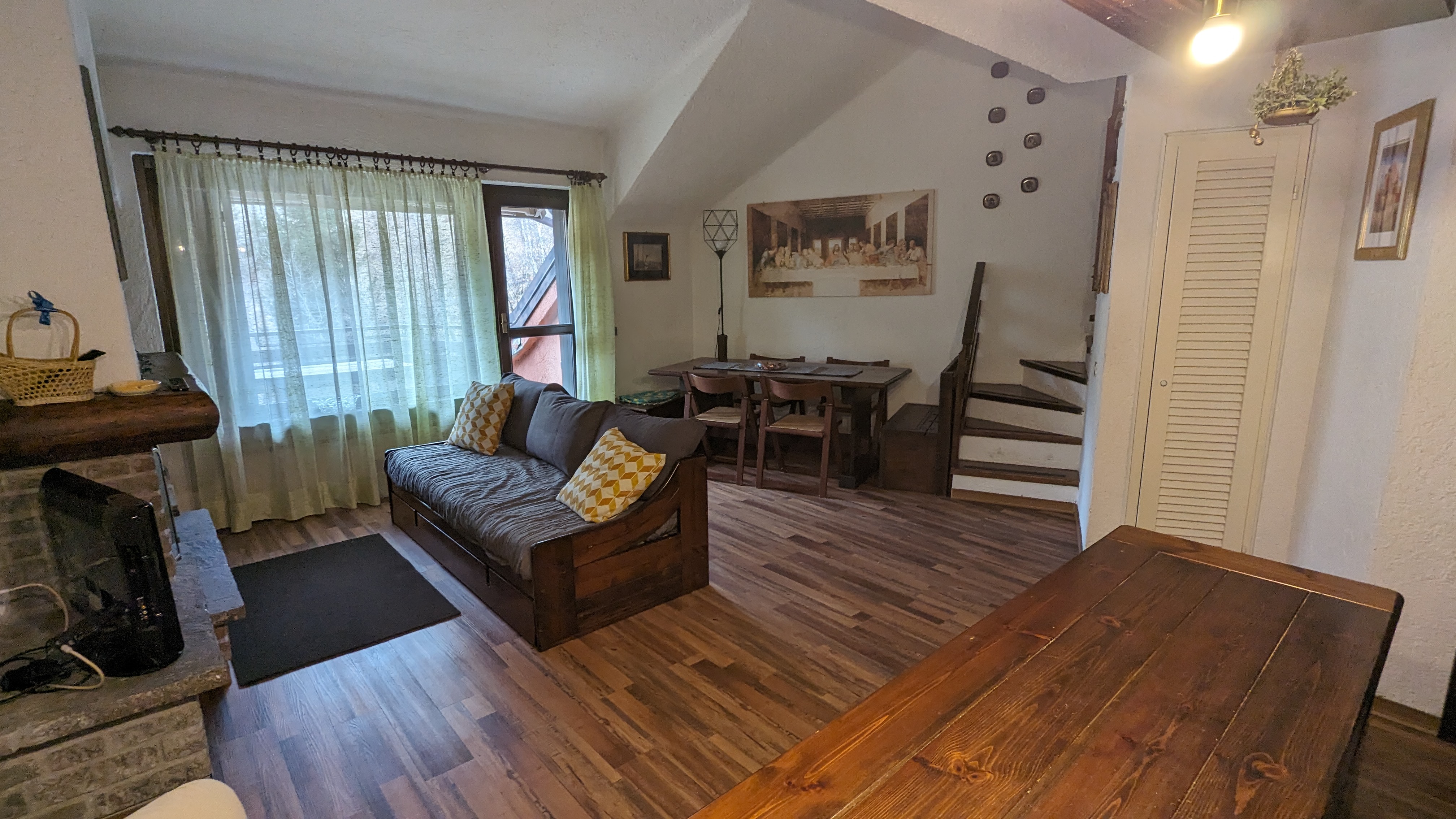 Appartamento bilocale soppalcato ristrutturato con doppi servizi