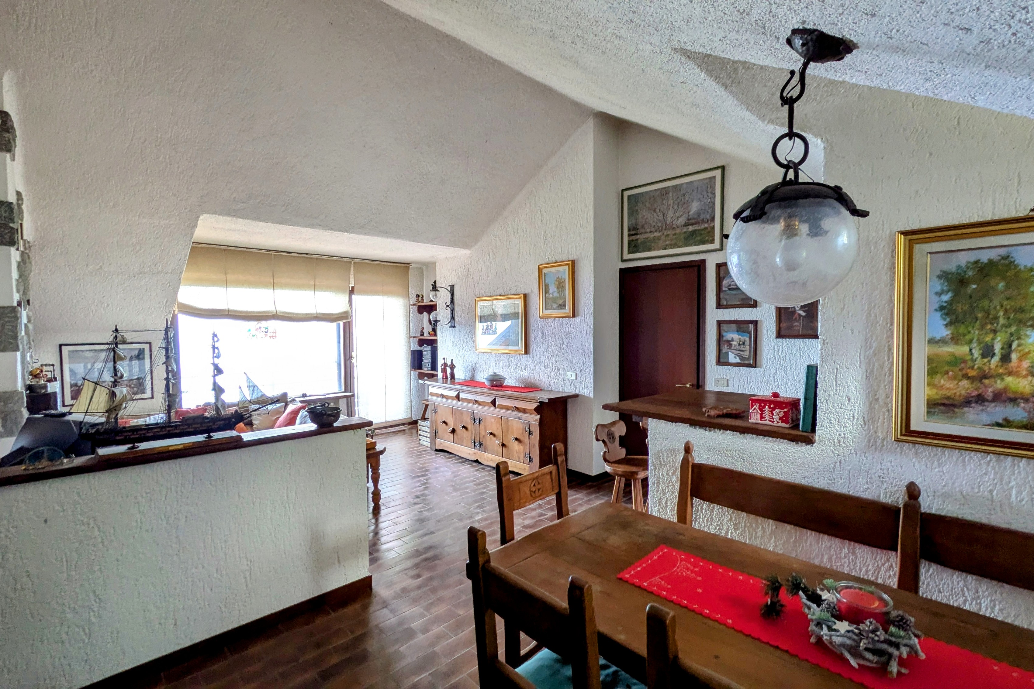 Trilocale con meravigliosa vista a valle