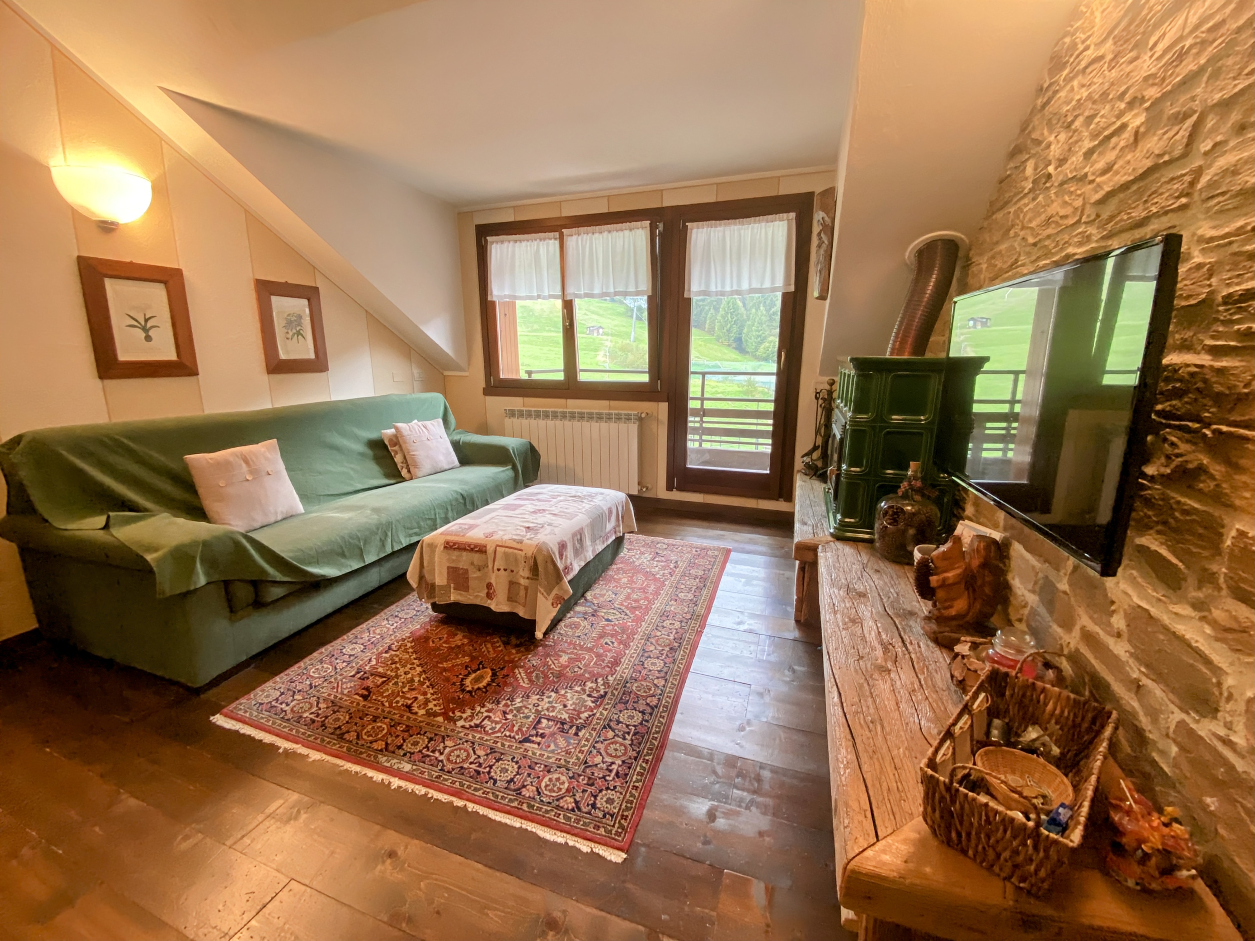 Trilocale completamente ristrutturato sulle piste