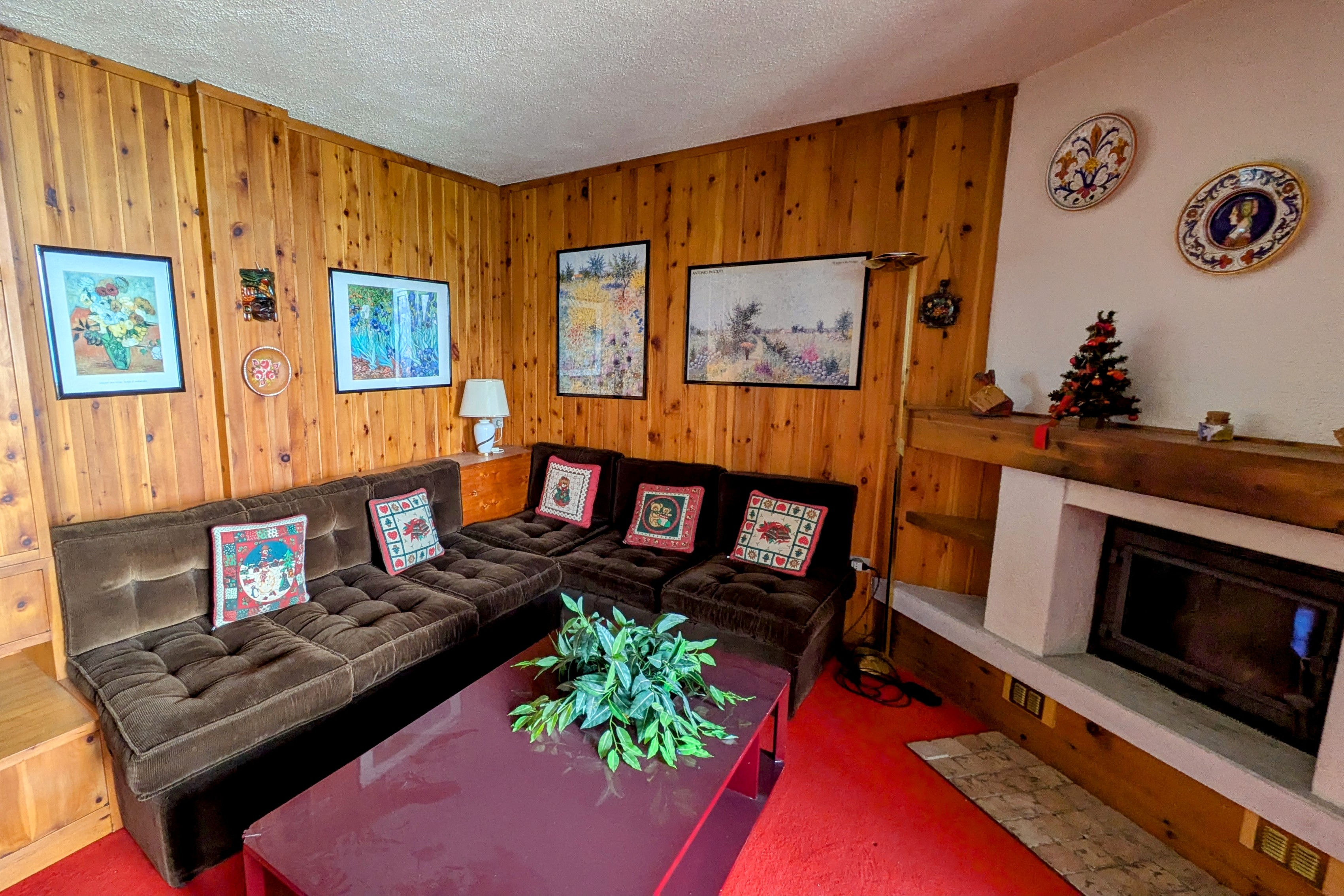 Bilocale con terrazzo panoramico a valle