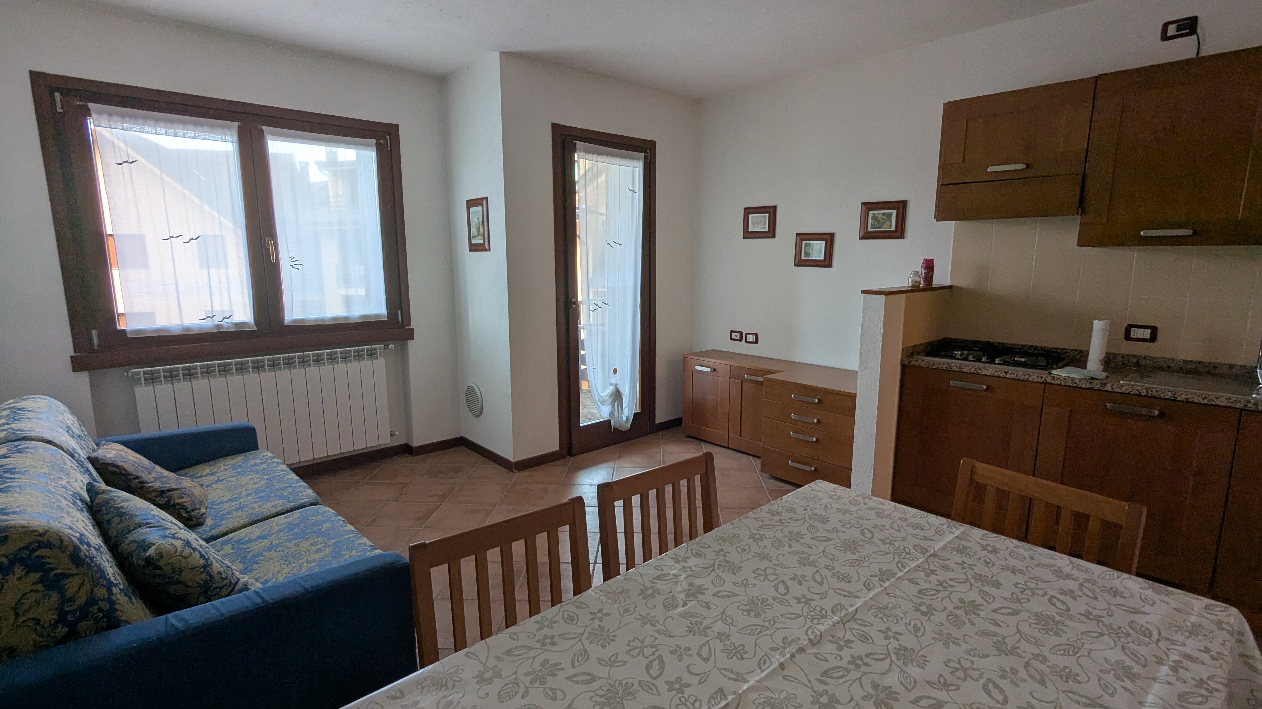 Monolocale termoautonomo con balcone