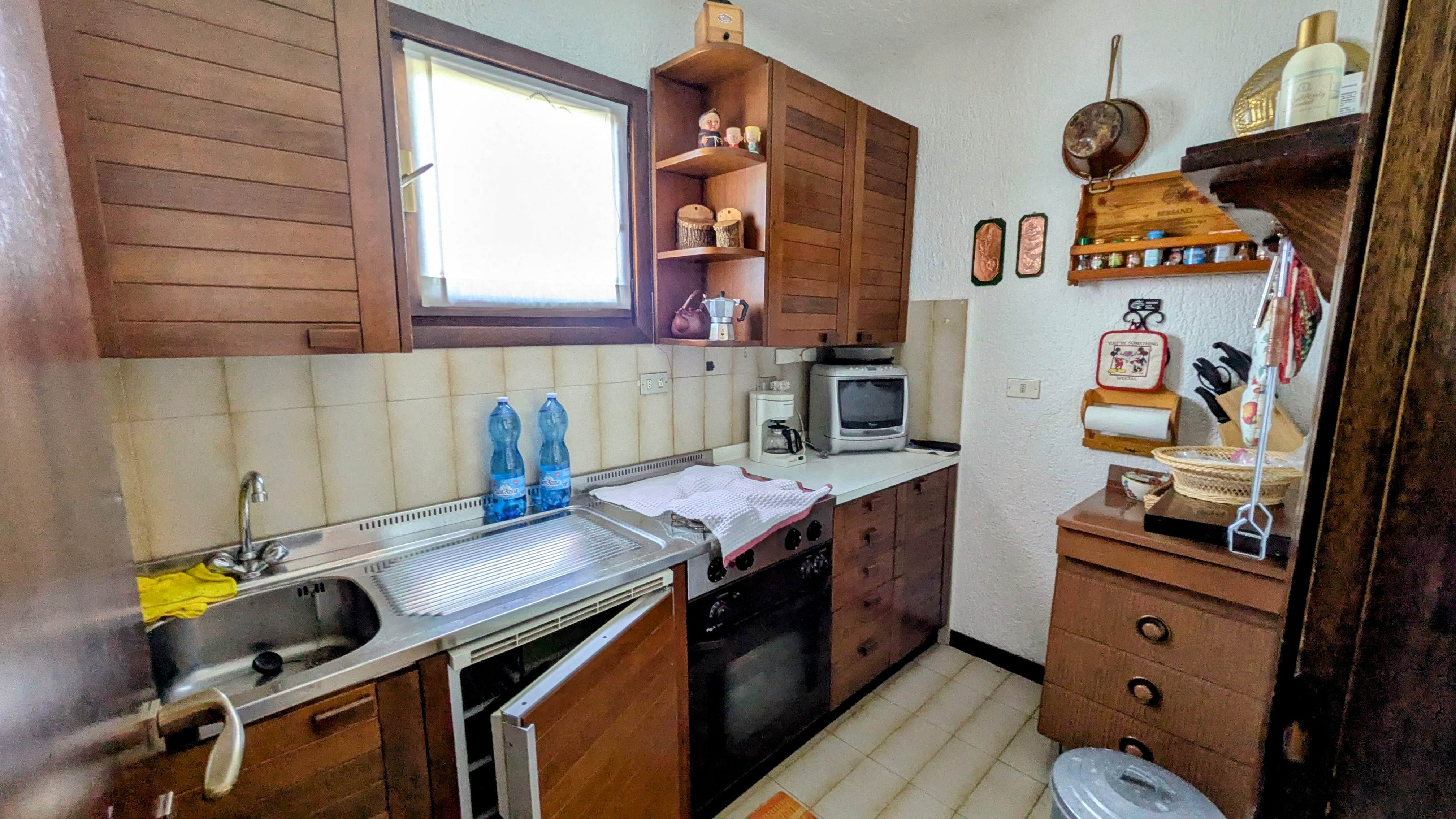 Trilocale con doppi servizi finestrati e vista panoramica