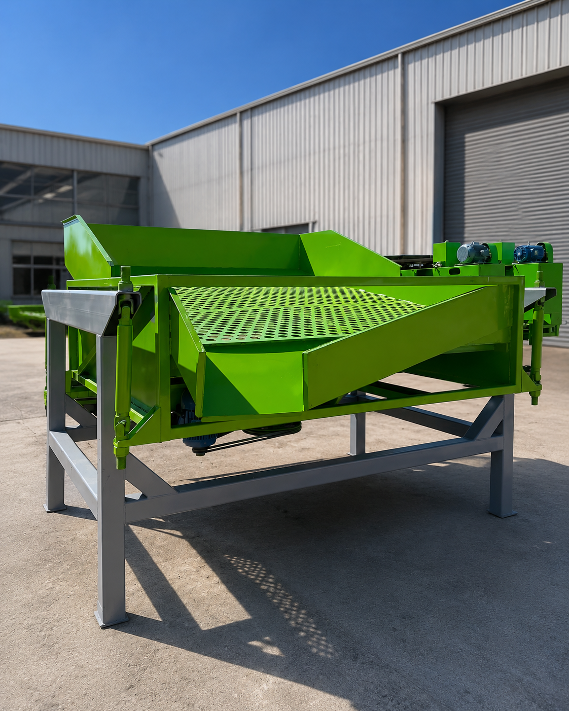 AB MAGNA Vibratory Screen – 5' × 5', 6' × 6', 7' × 7', and 4' × 10'