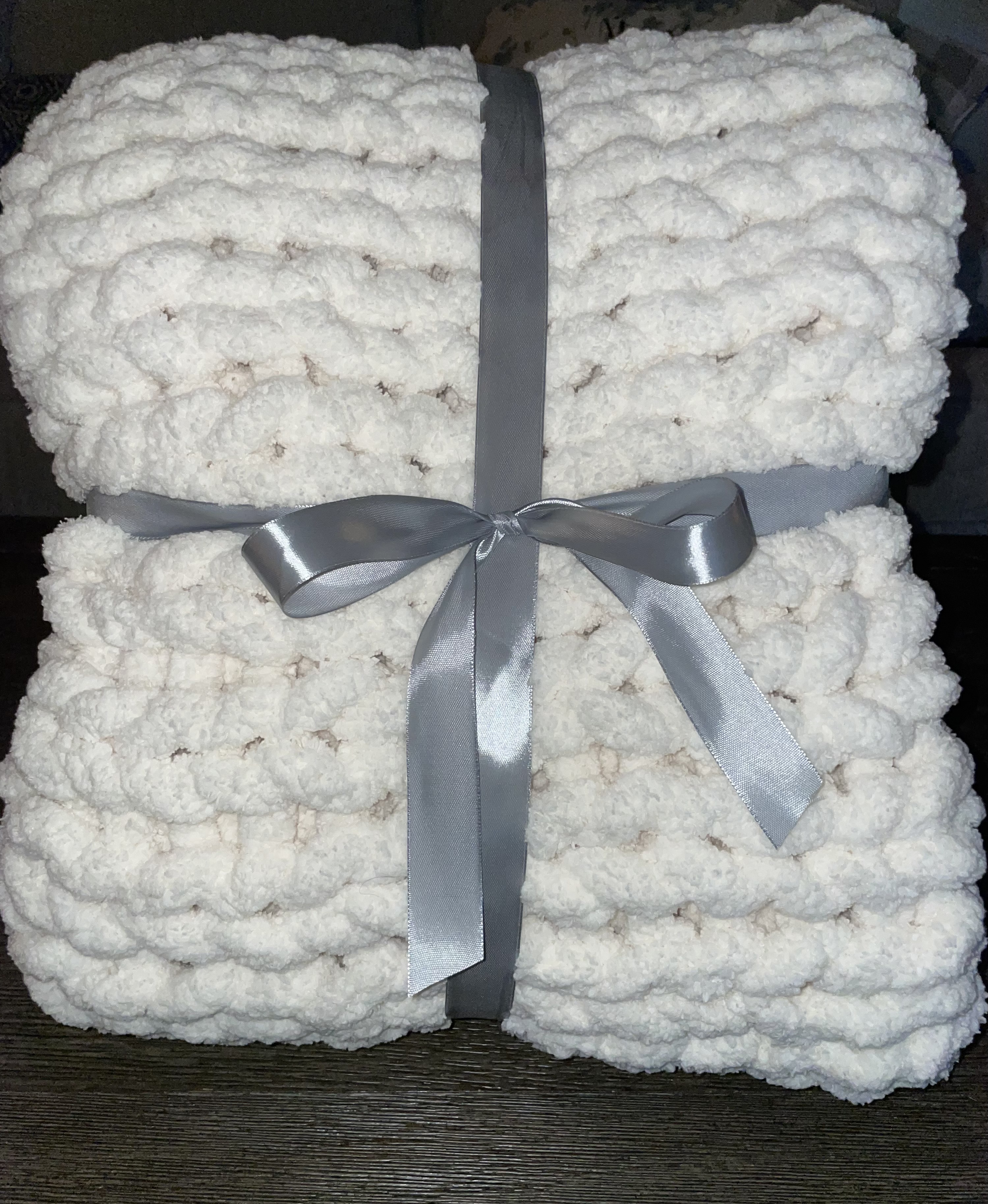 Vintage White Chunky Knit Blanket