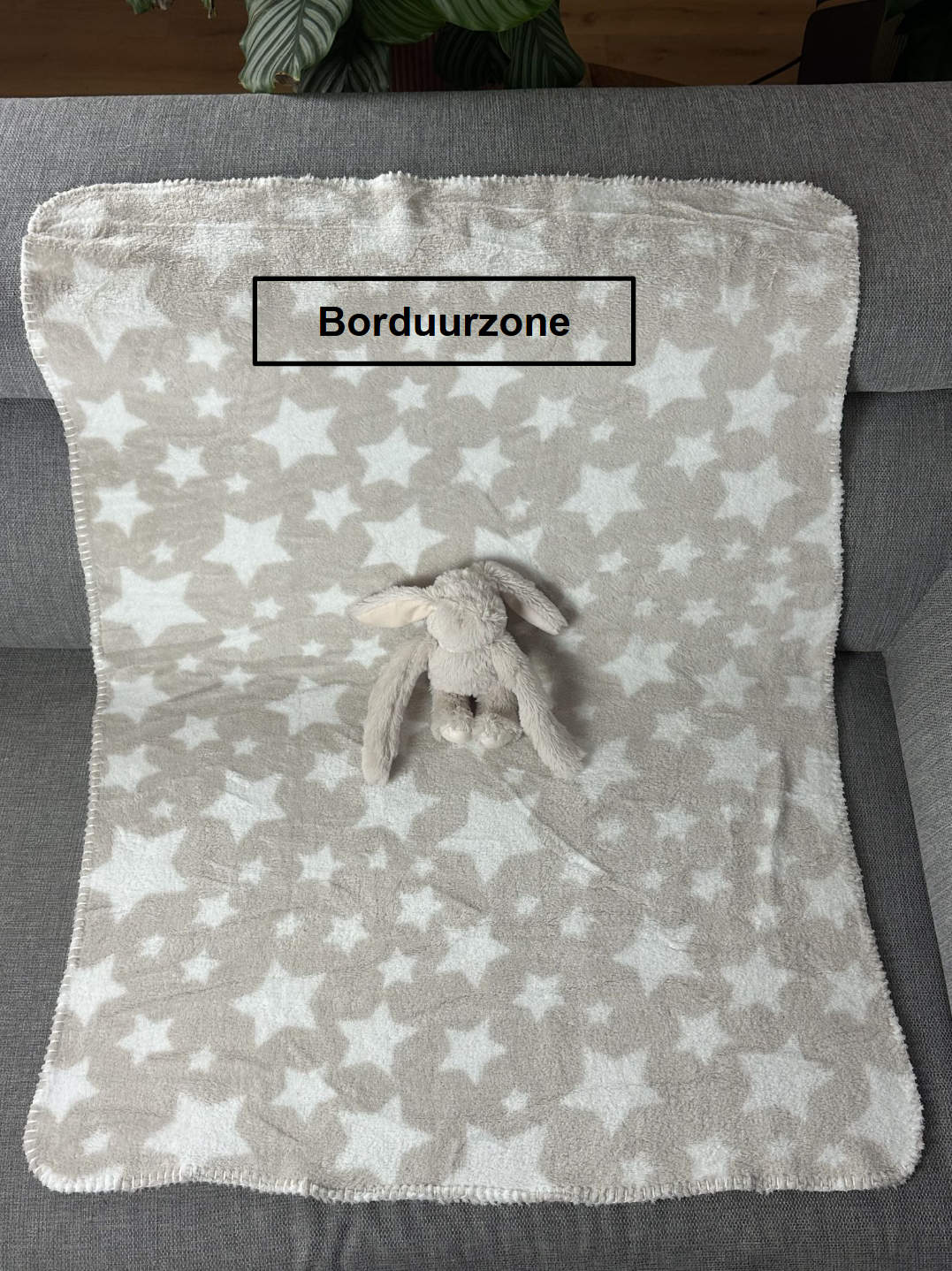 Gepersonaliseerd Fleece Babydekentje – Konijn