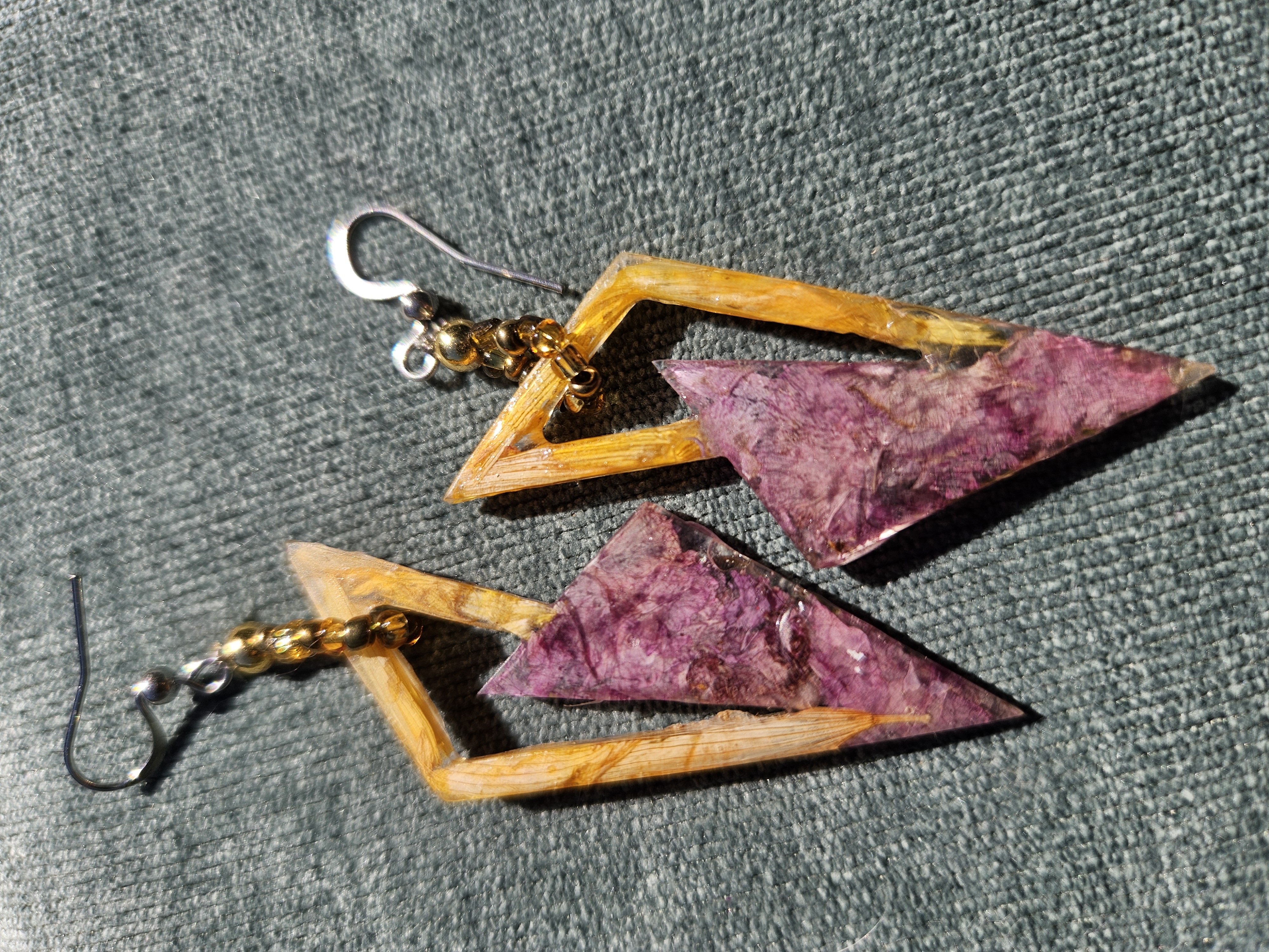 Bold Mood Pressed Flower Earrings