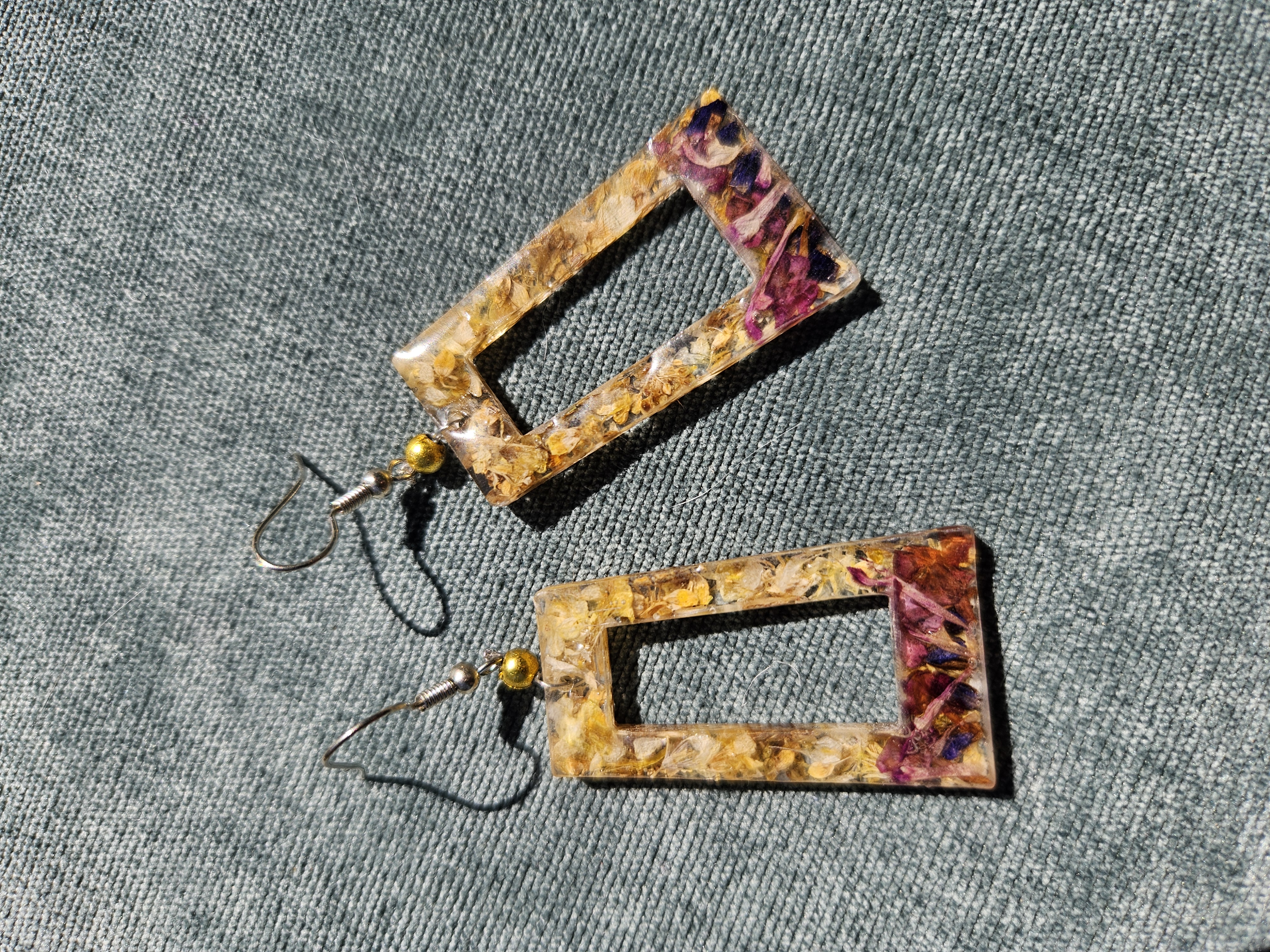 Retro Chic Pressed Flower Earrings