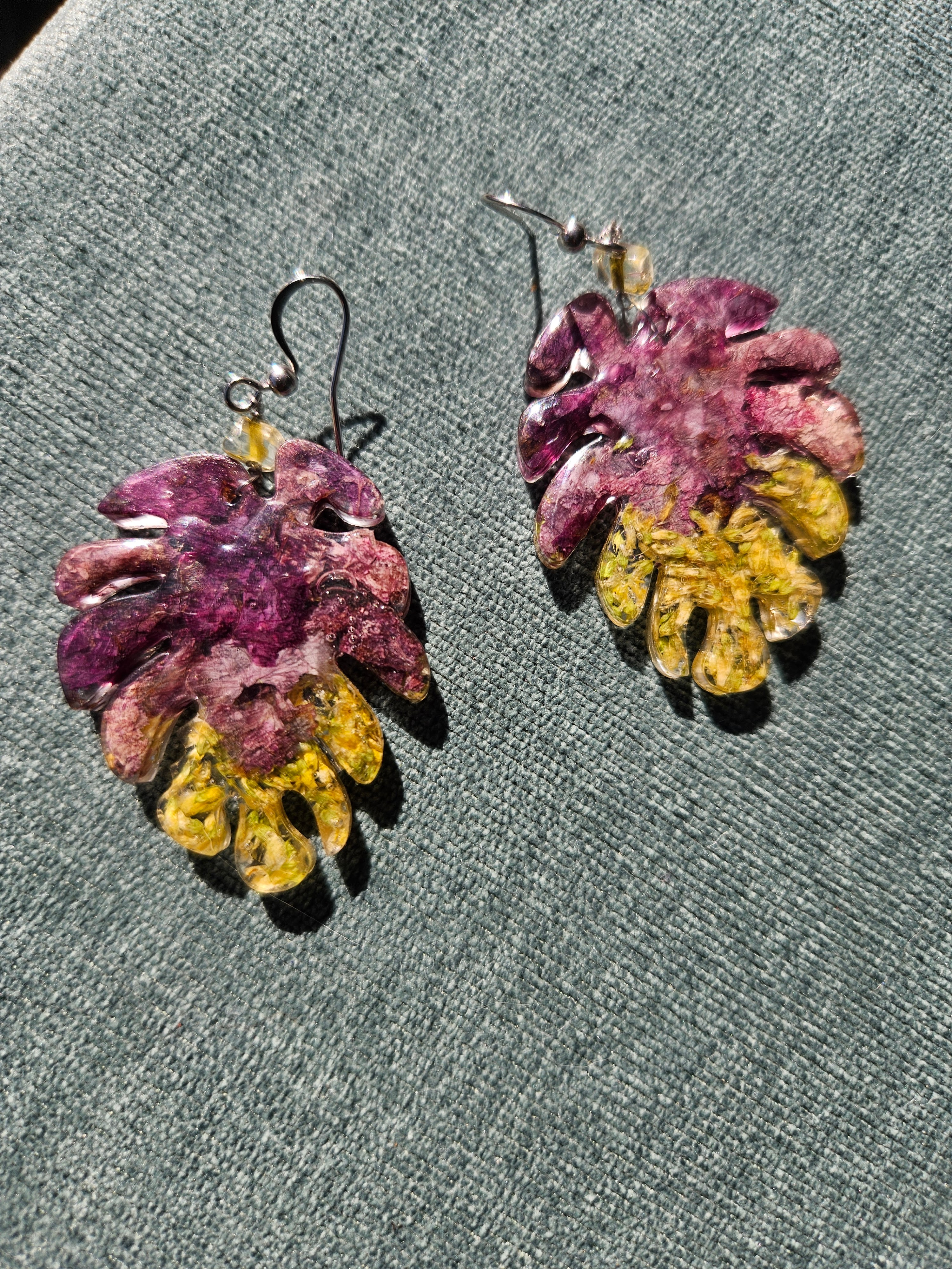 Monstera Me Happy Pressed Flower Earrings