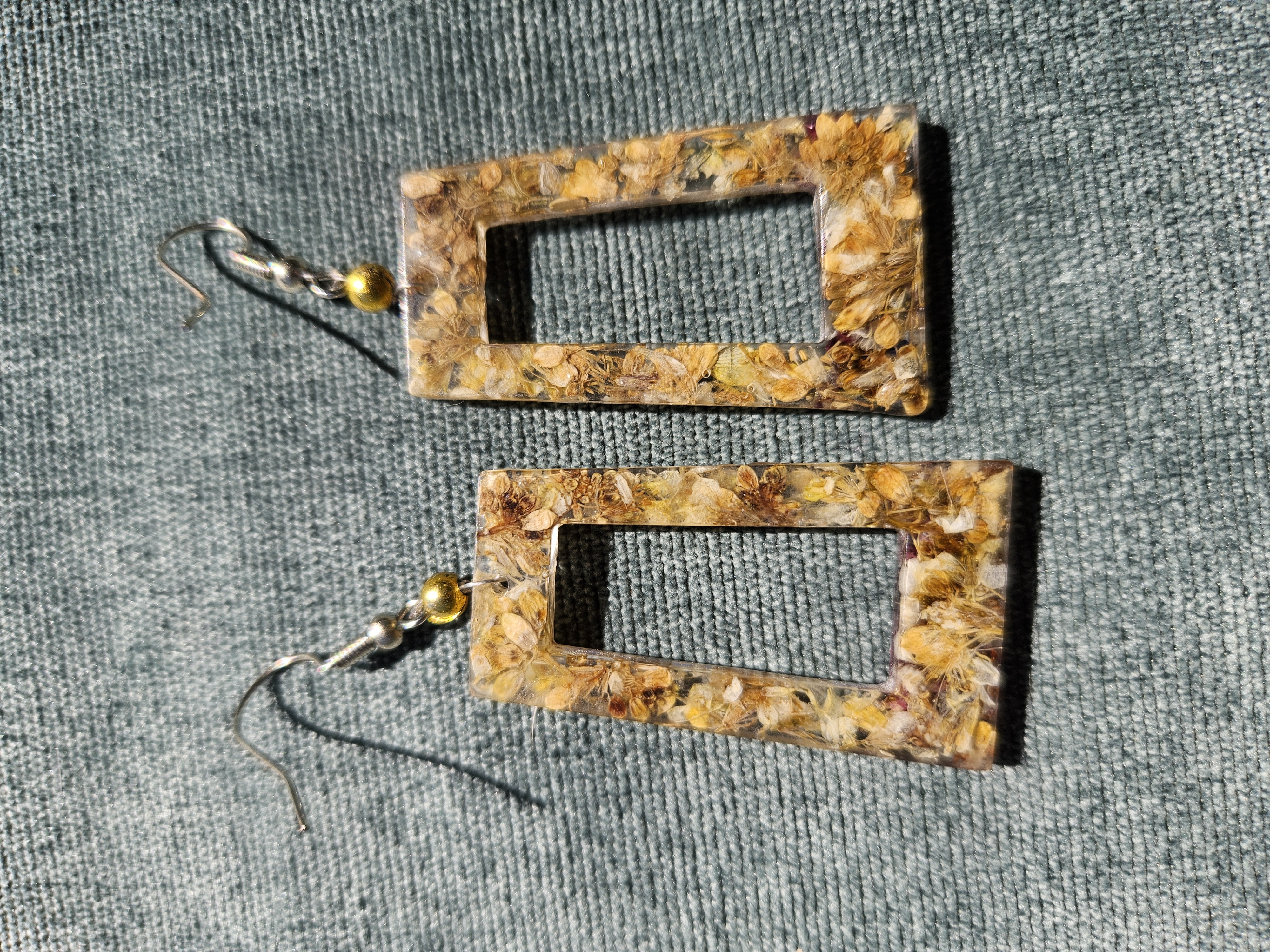 Retro Chic Pressed Flower Earrings