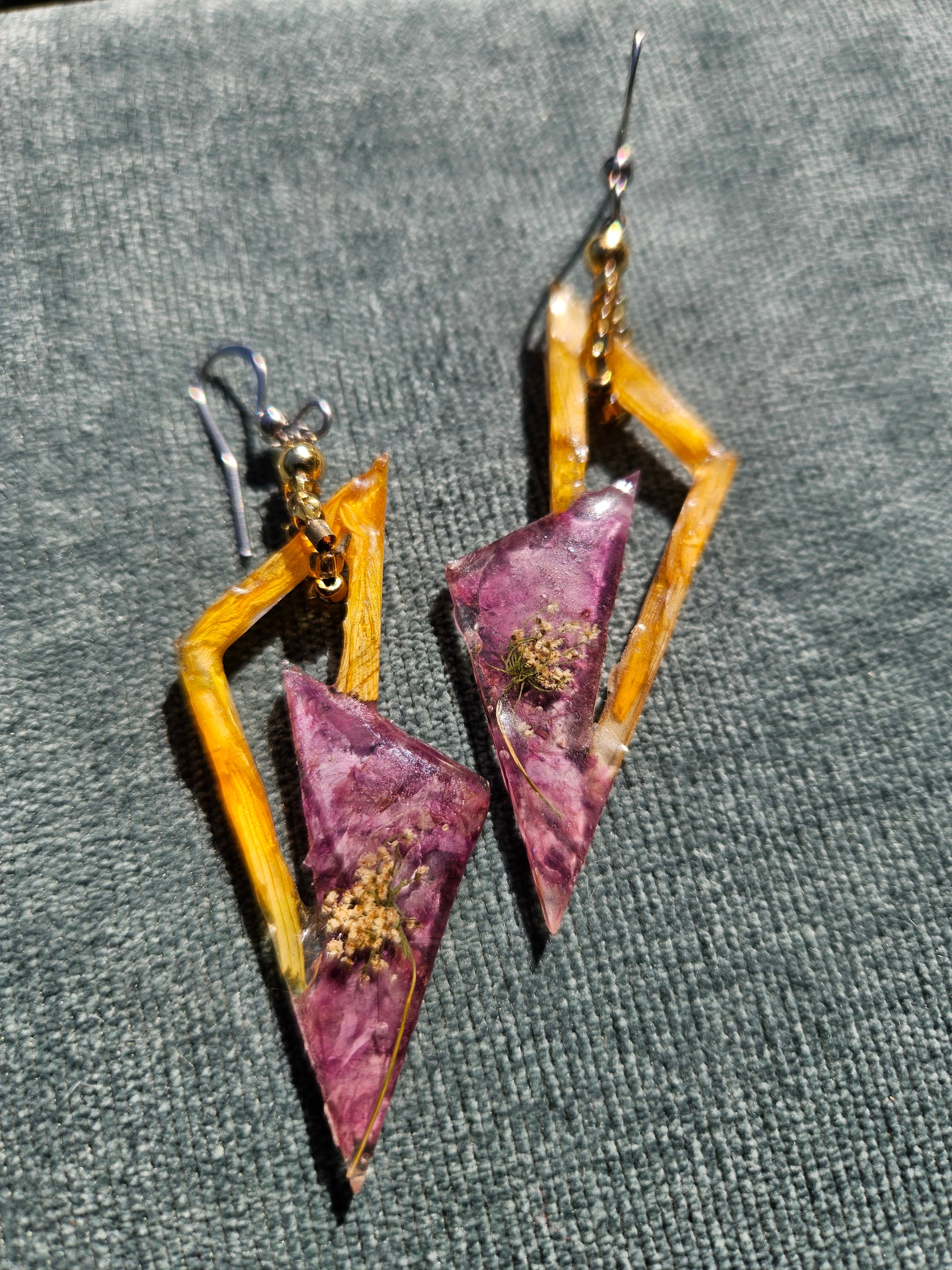 Bold Mood Pressed Flower Earrings